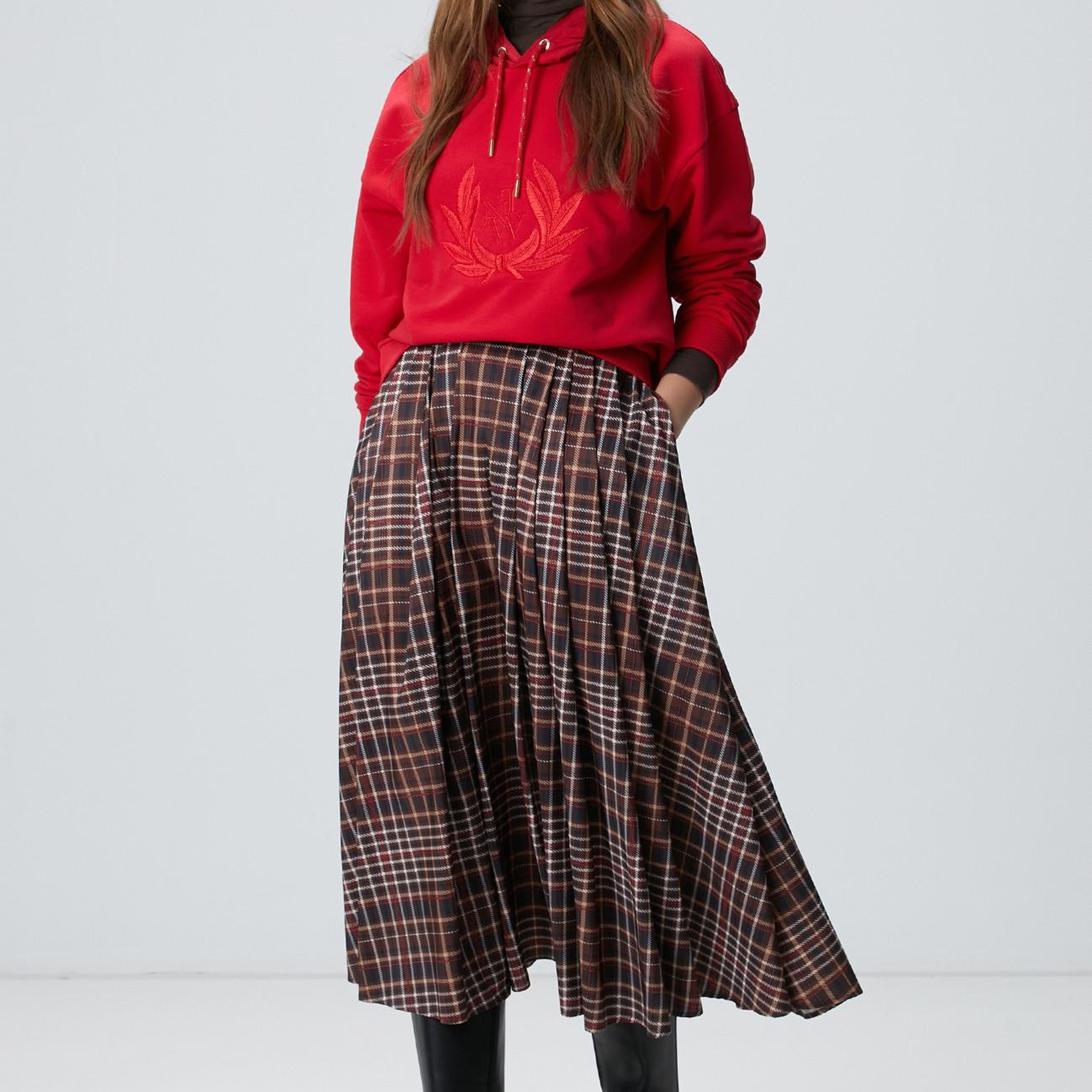 Network Kadın Kırmızı Nakış Detaylı Sweatshirt