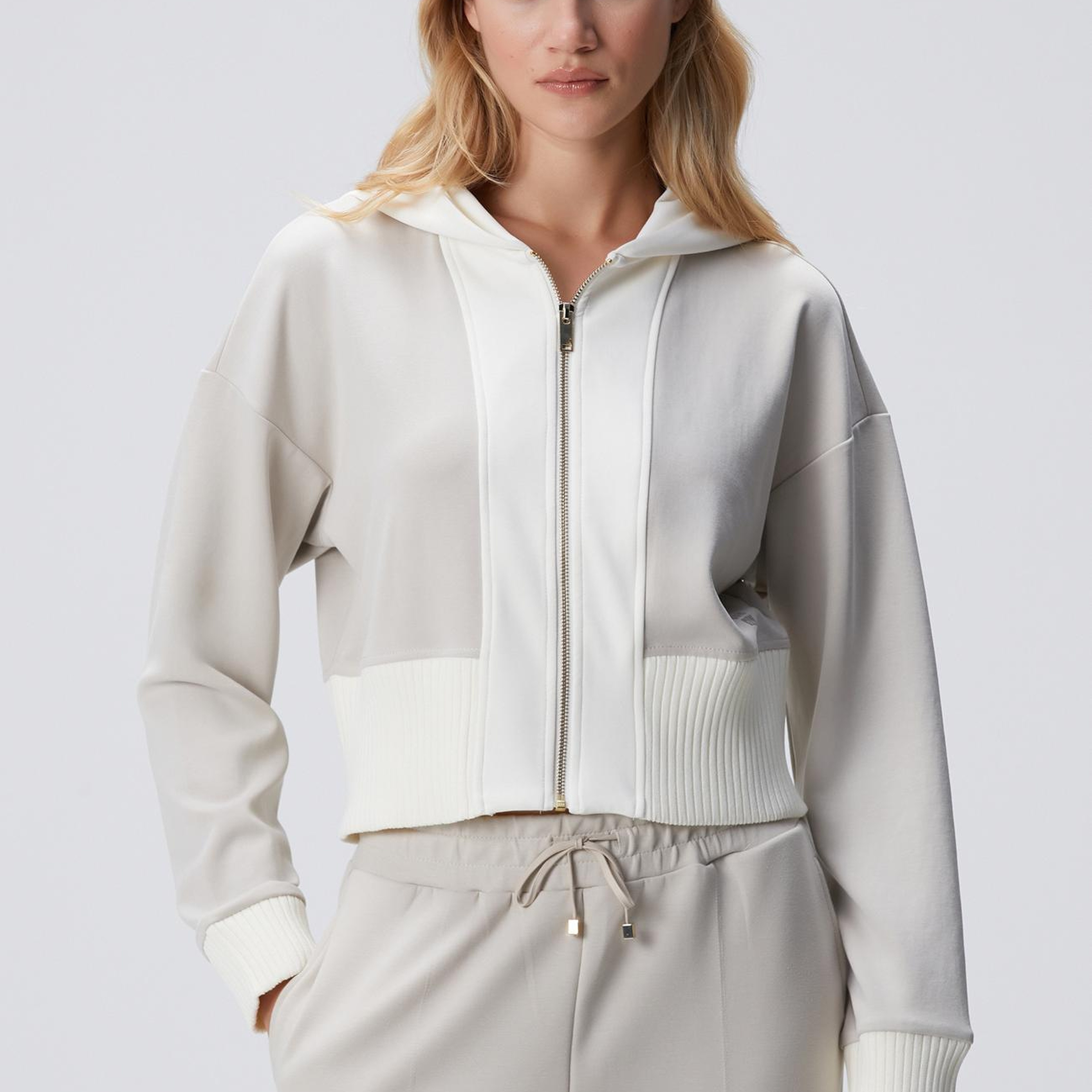 Network Kadın Taş Kapüşonlu Crop Sweatshirt