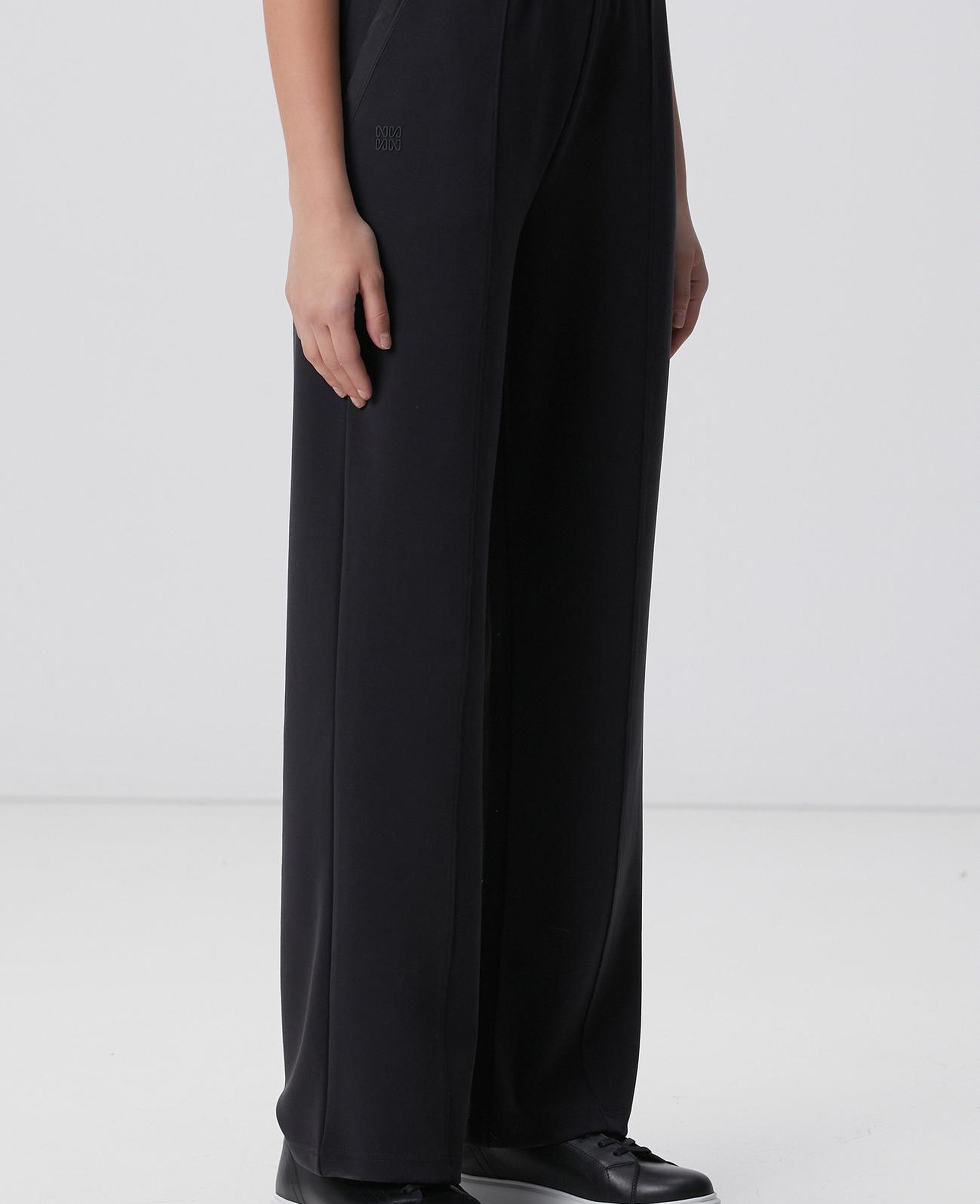 Network Kadın Siyah Modal Karışımlı Eşofman