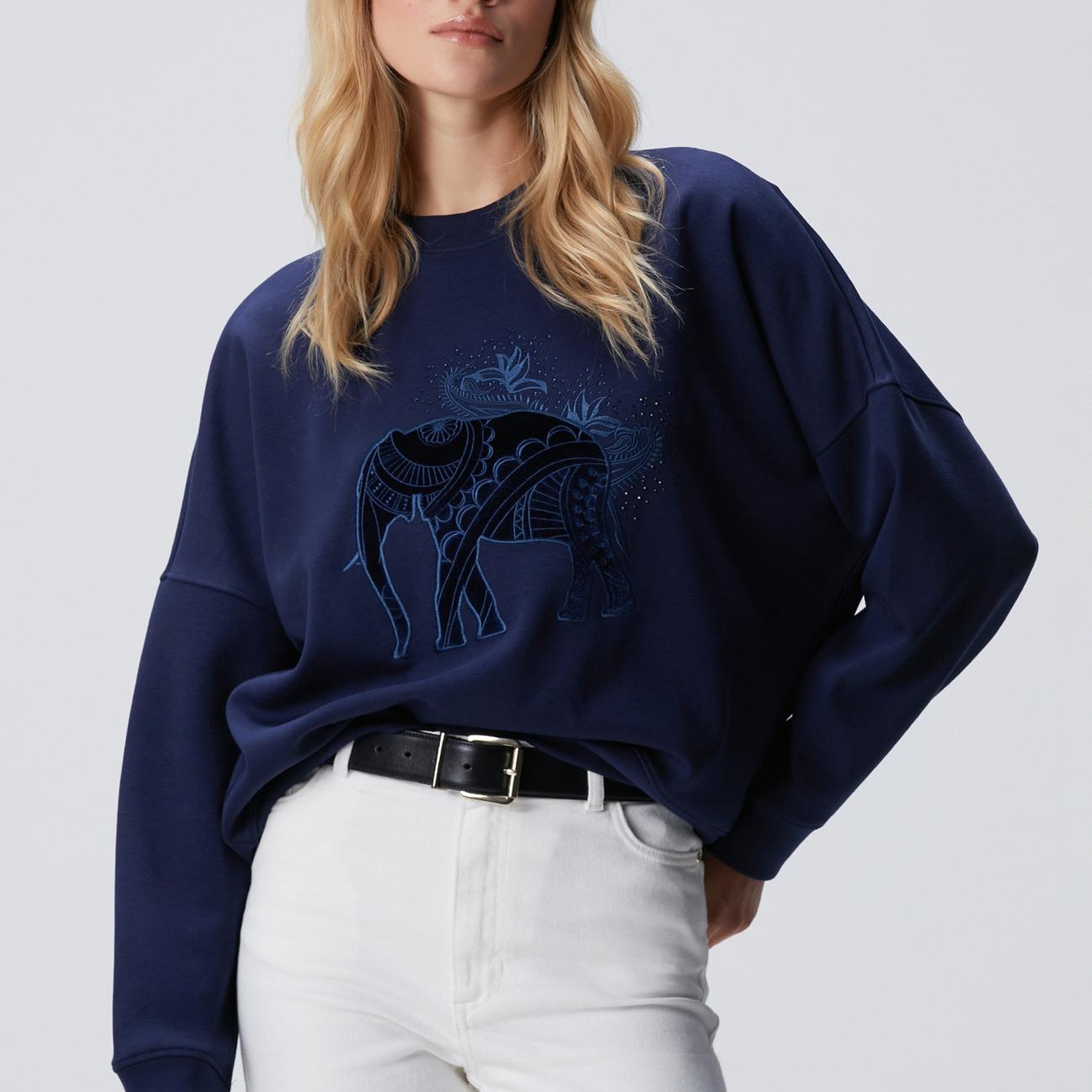 Network Kadın Lacivert Fil Nakışlı Sweatshirt