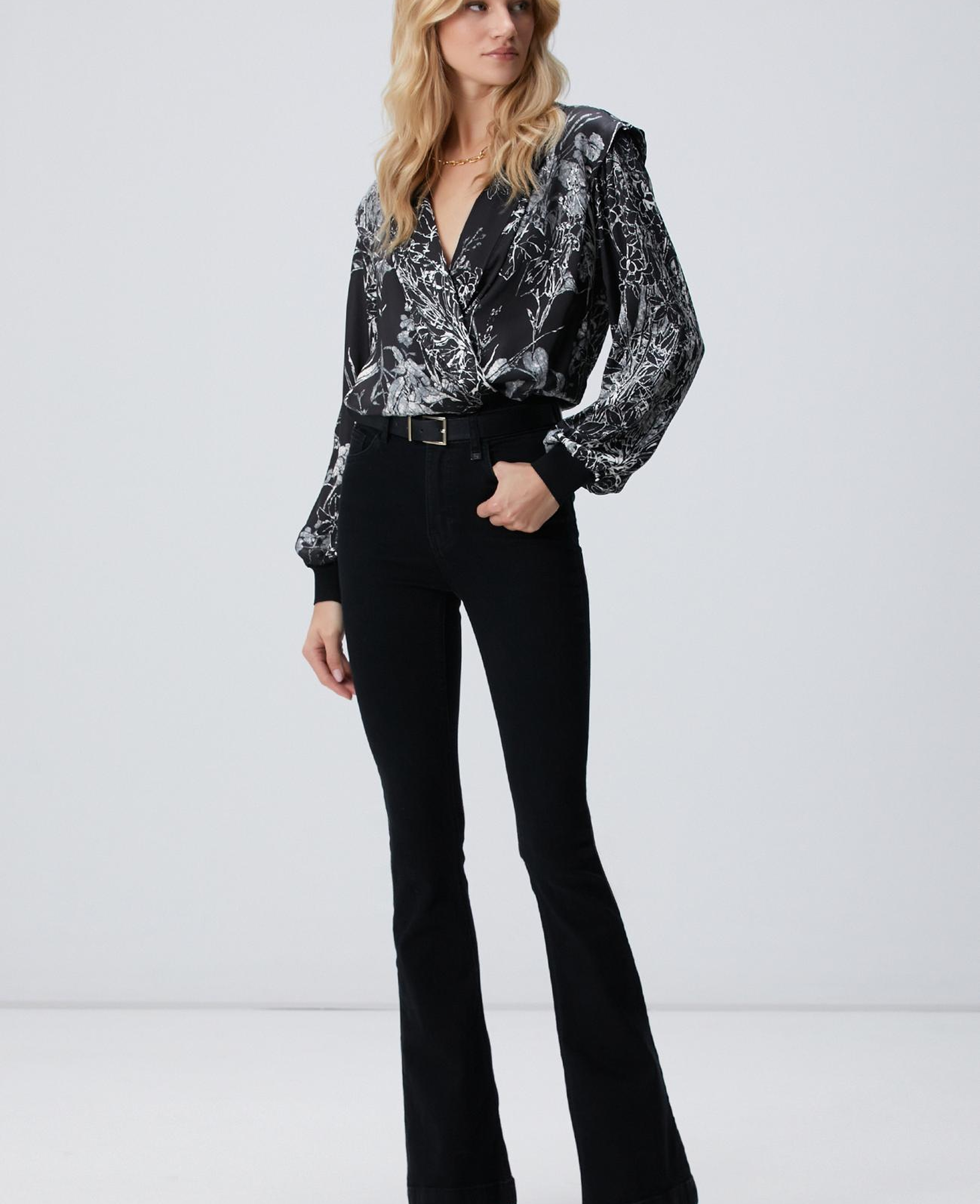 Network Kadın Siyah Kırık Beyaz Desenli Bluz
