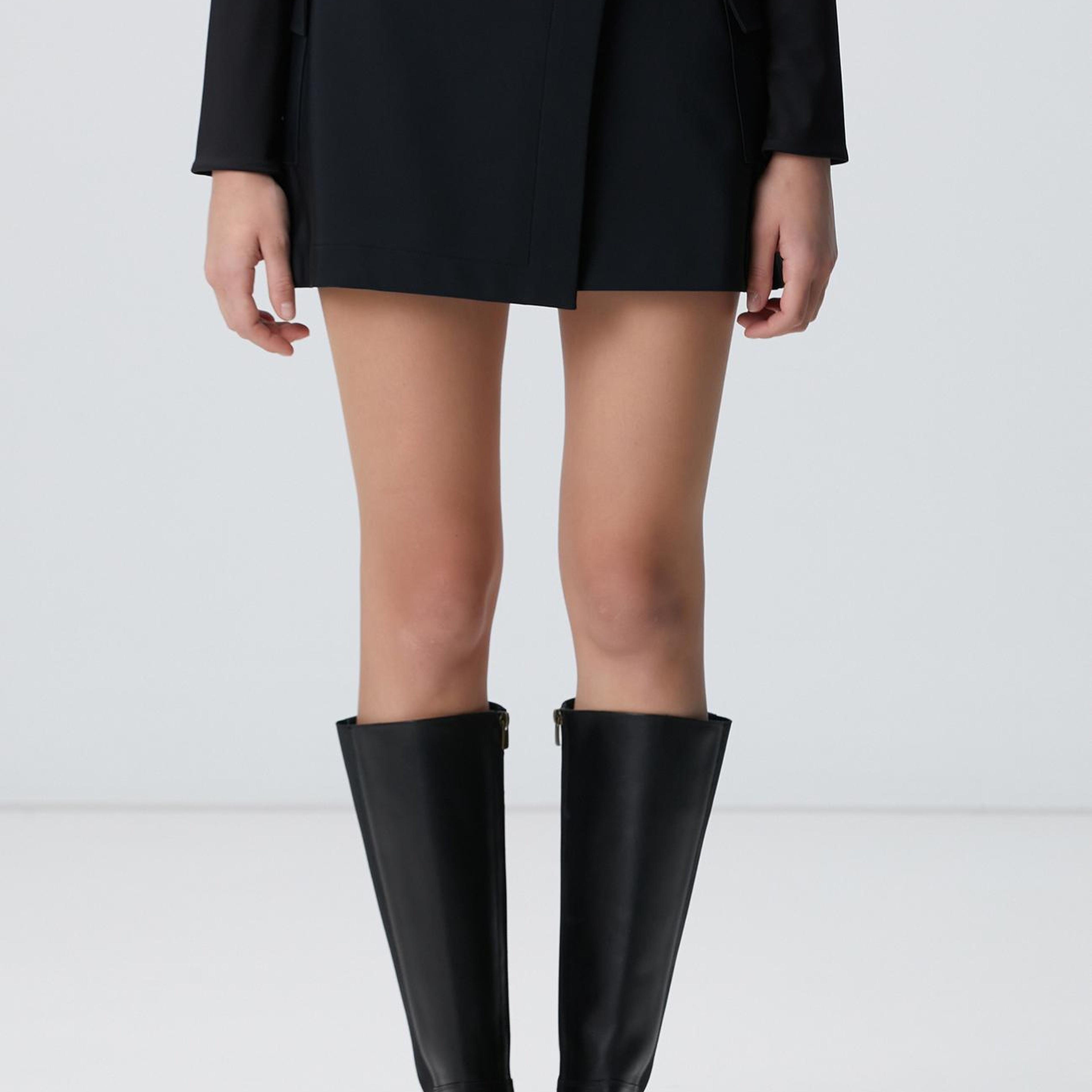 Network Kadın N-Tech Siyah Toka Detaylı Mini Etek