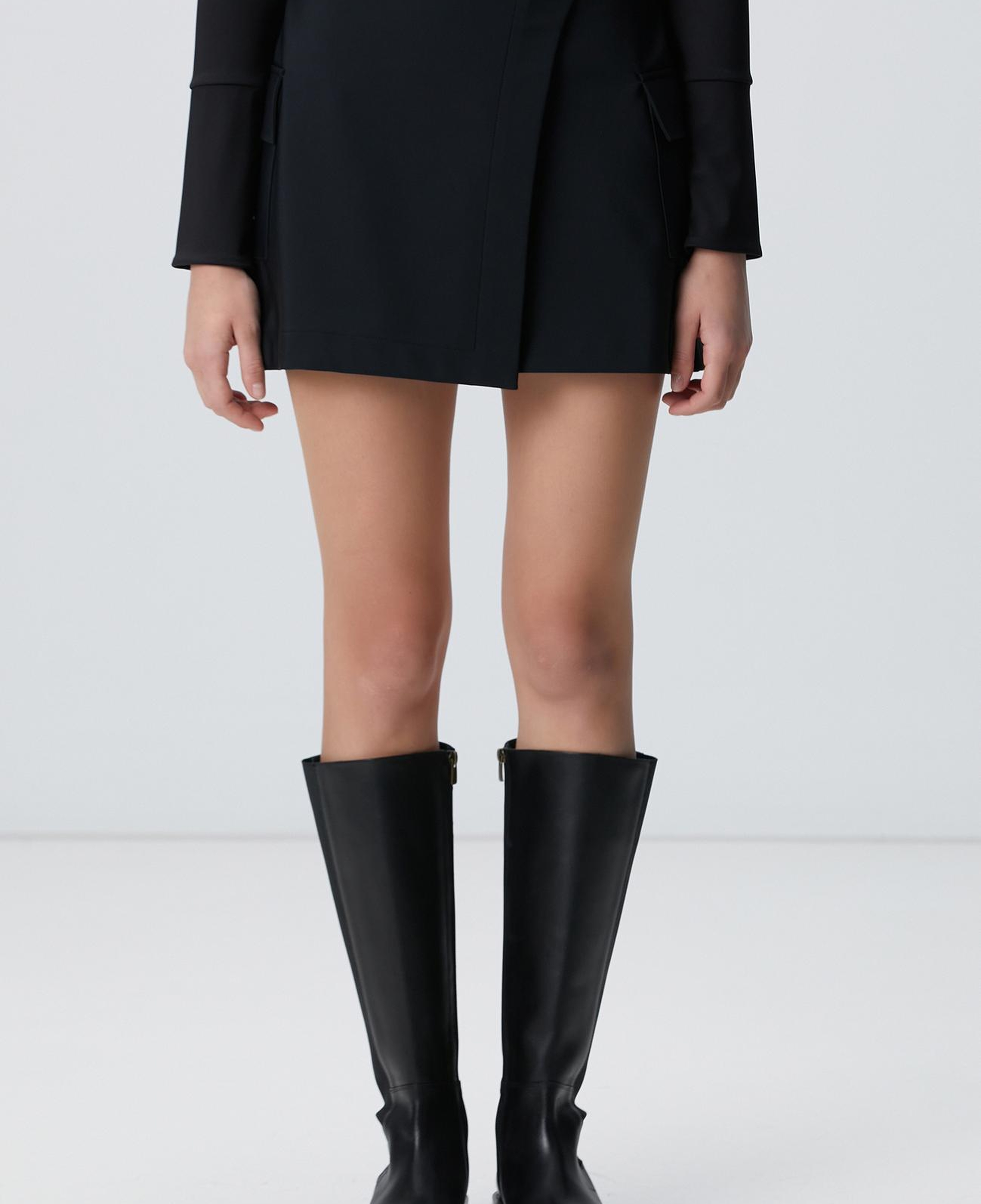 Network Kadın N-Tech Siyah Toka Detaylı Mini Etek