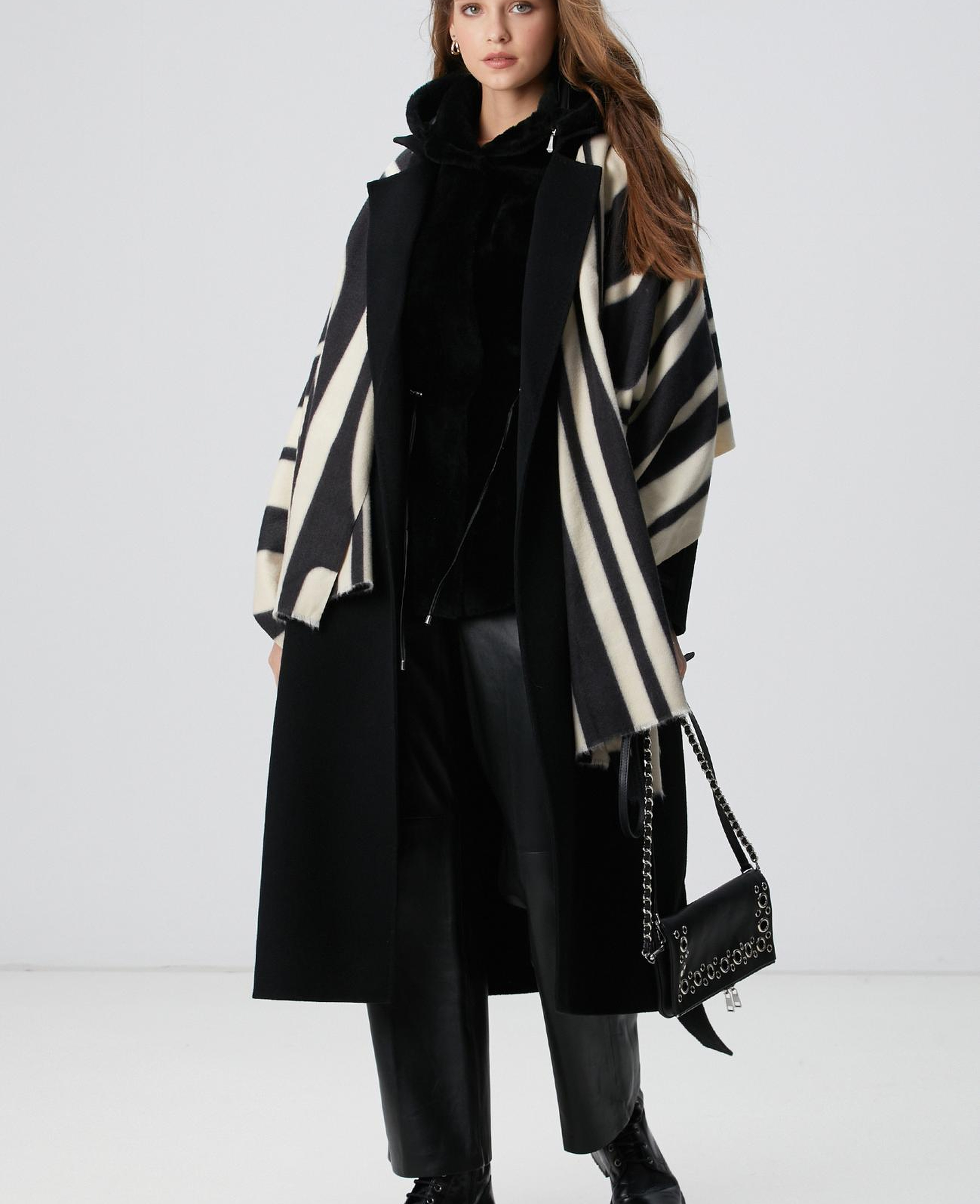 Network Kadın Siyah Kolları Trikolu Deri Kaban