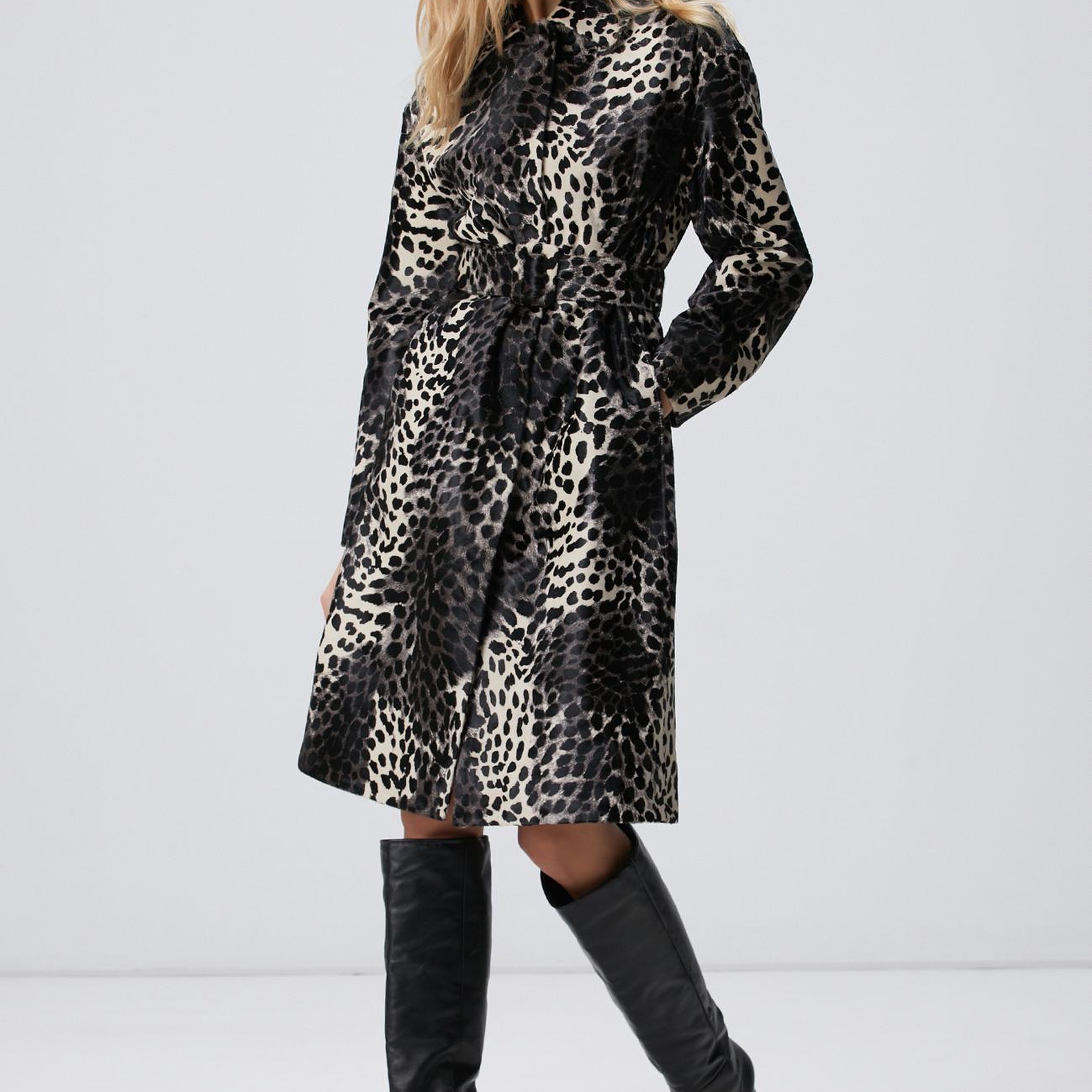 Network Kadın Limited Siyah Leopar Desenli Deri Kaban