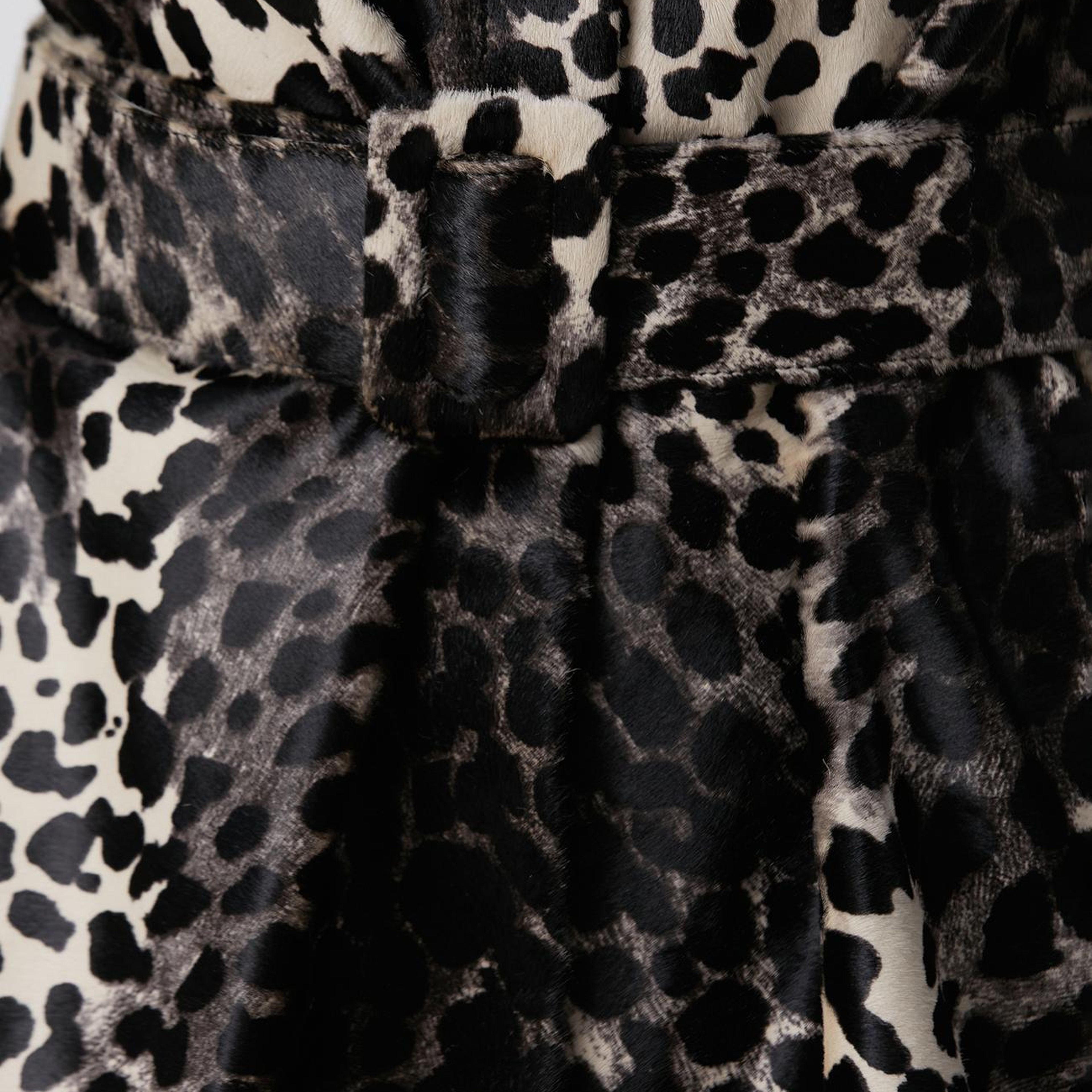 Network Kadın Limited Siyah Leopar Desenli Deri Kaban