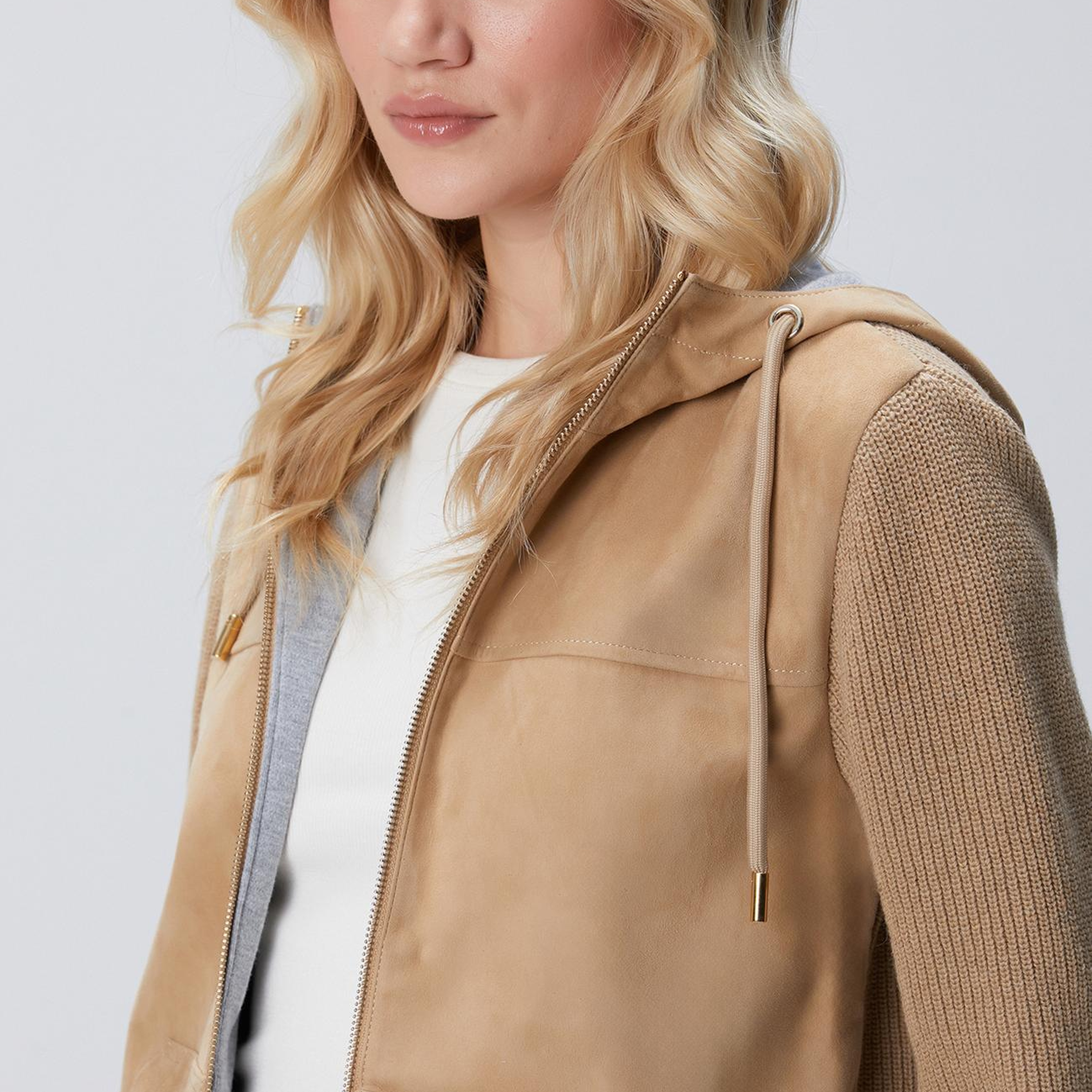 Network Kadın Bej Kapüşonlu Triko Detaylı Süet Deri Mont