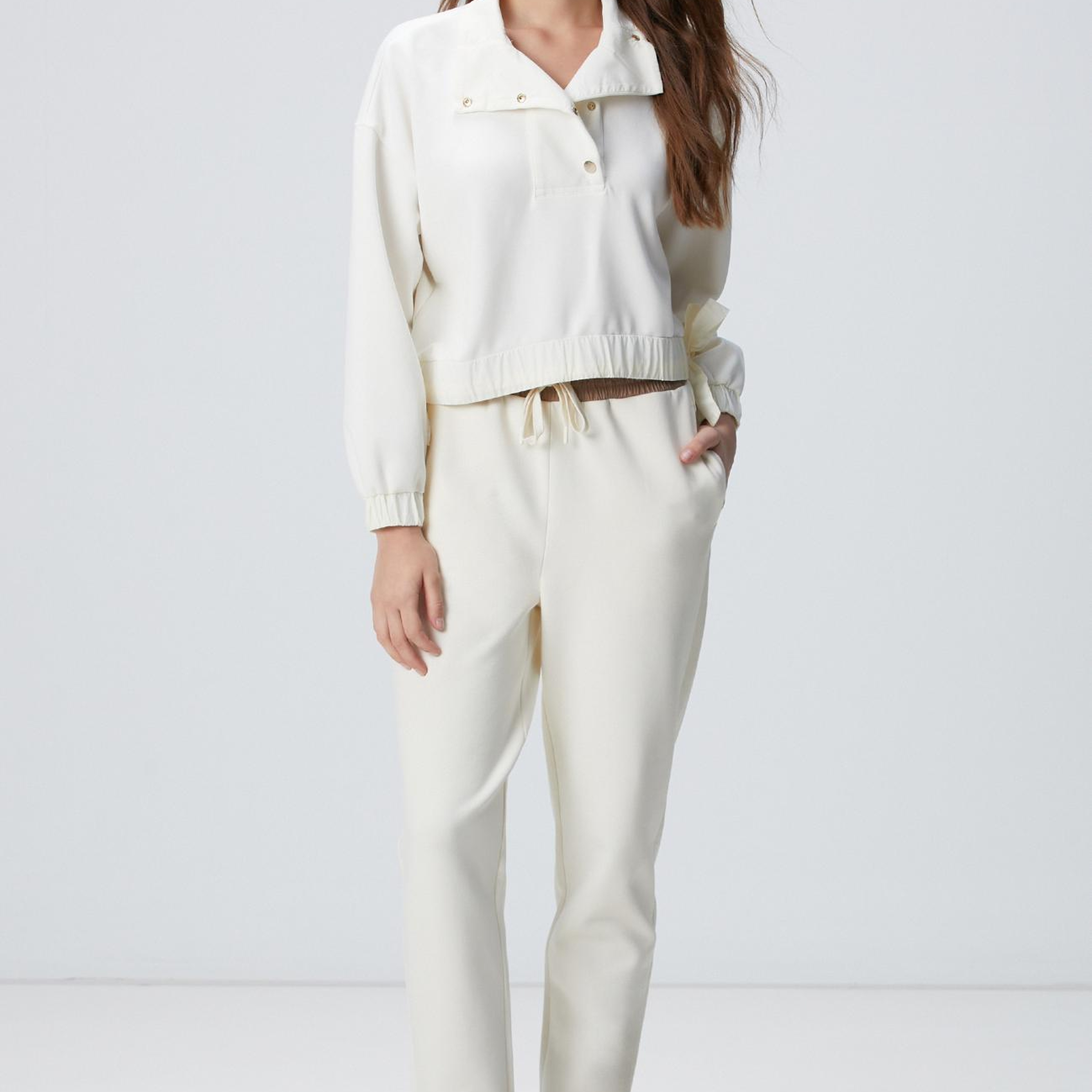 Network Kadın N-Tech Kırık Beyaz Çıtçıt Detaylı Sweatshirt