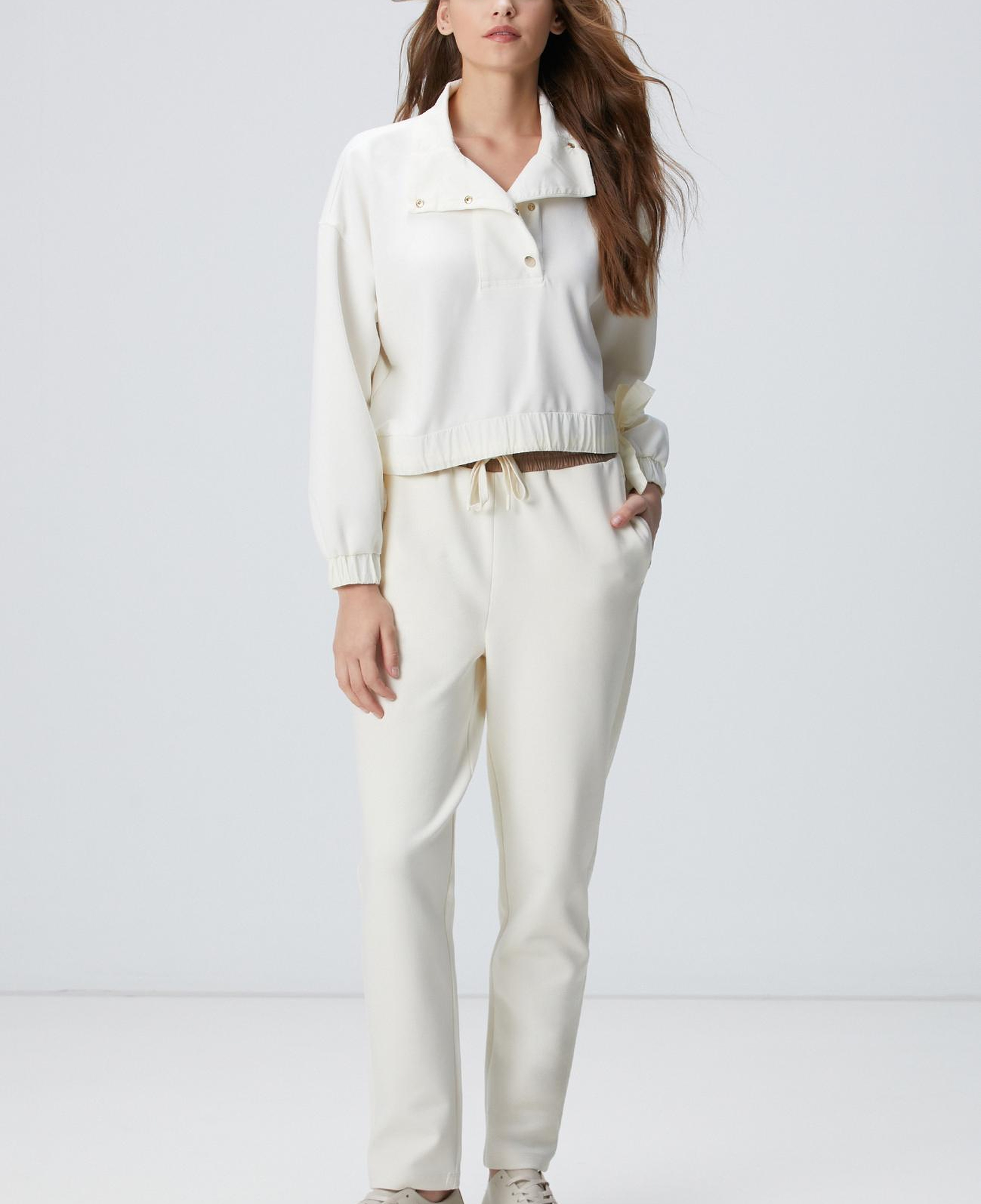 Network Kadın N-Tech Kırık Beyaz Çıtçıt Detaylı Sweatshirt