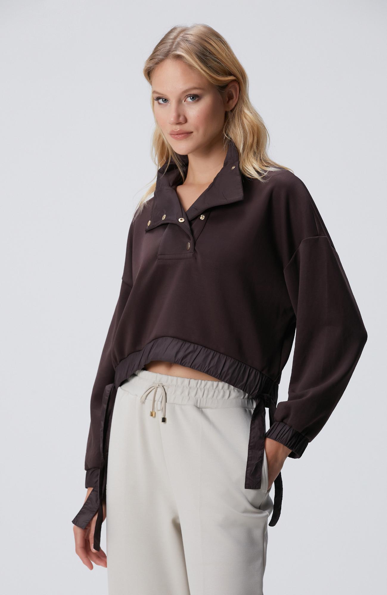 Network Kadın N-Tech Kahverengi Çıtçıt Detaylı Sweatshirt