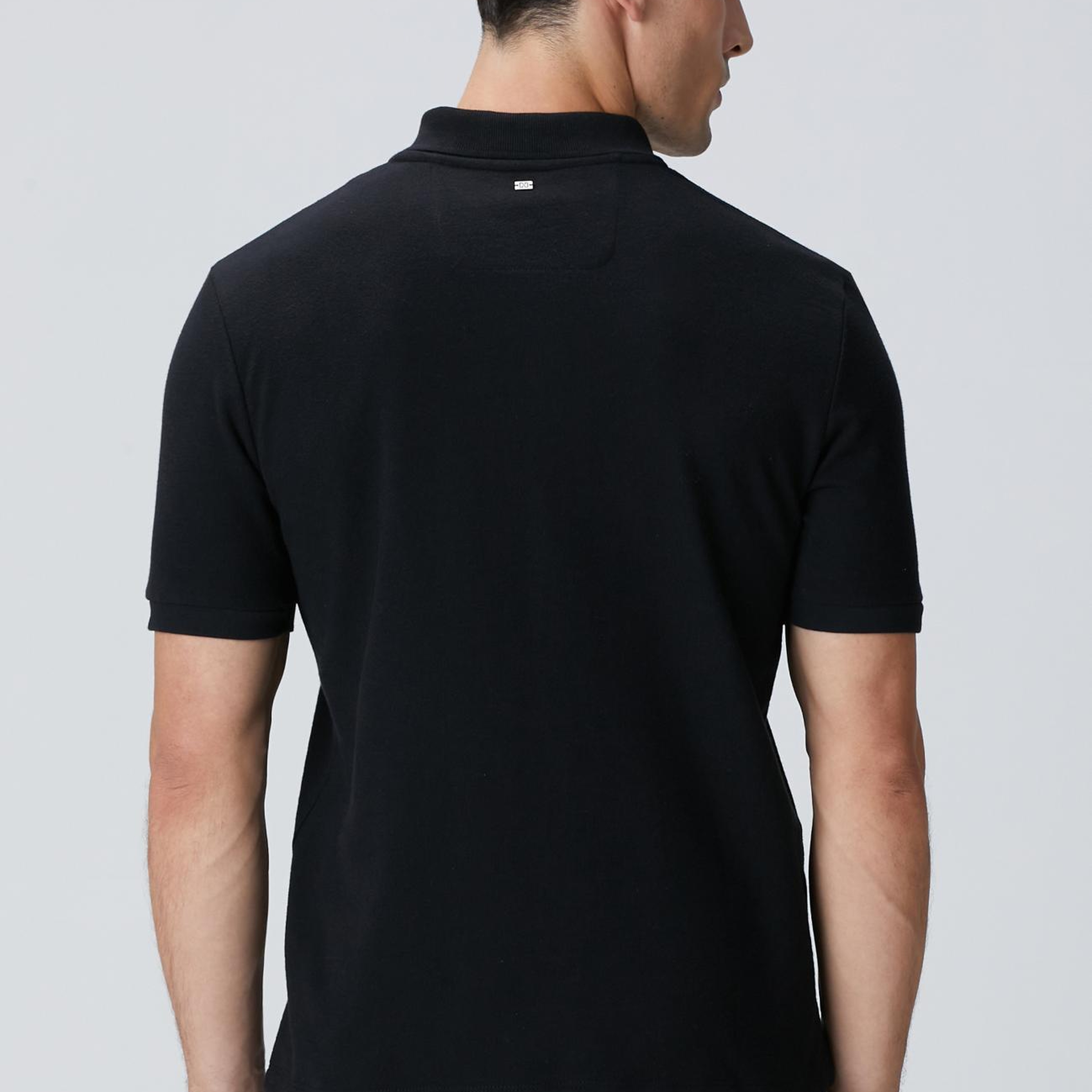 Network Erkek Siyah Çıtçıtlı T-shirt