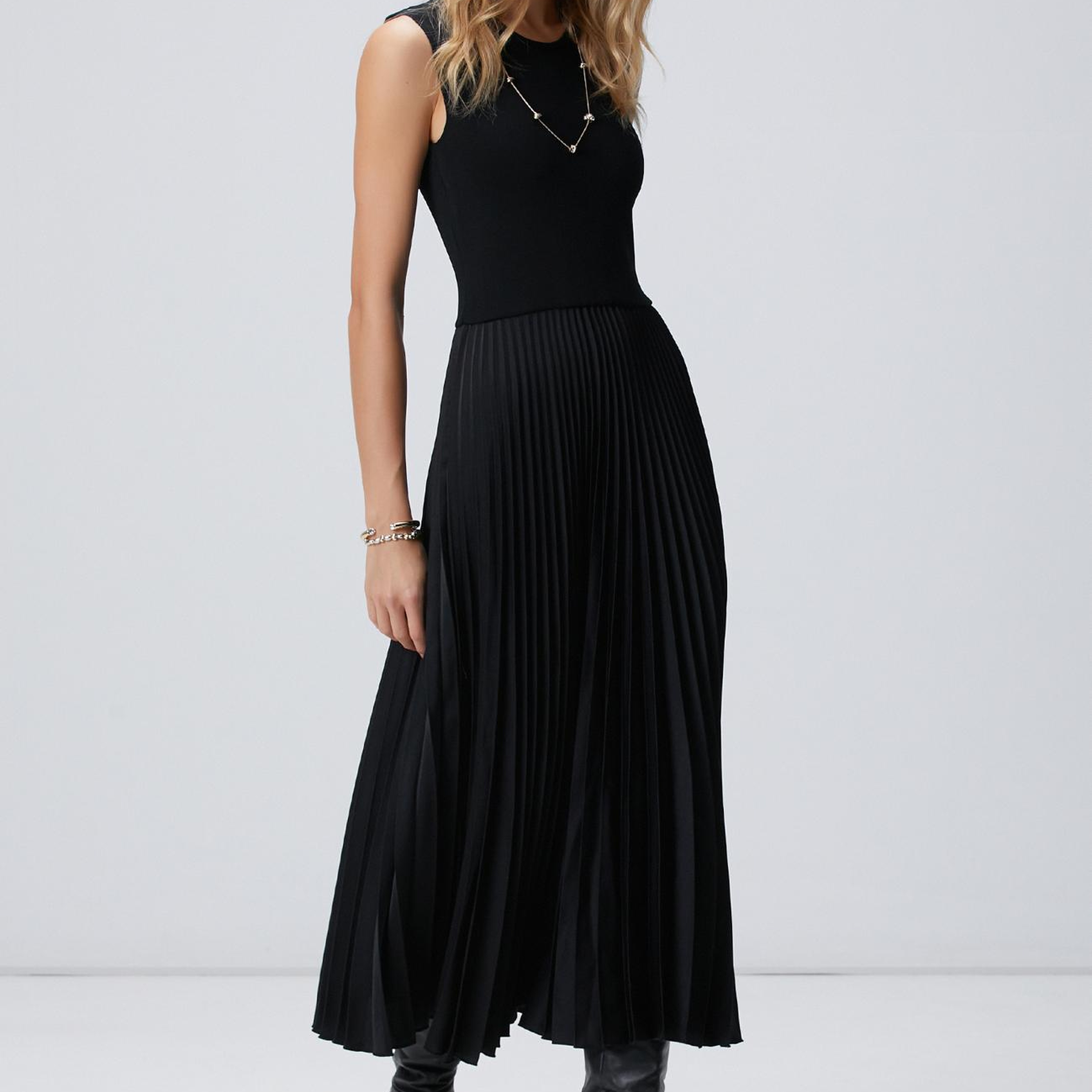 Network Kadın Siyah Bisiklet Yaka Pliseli Elbise