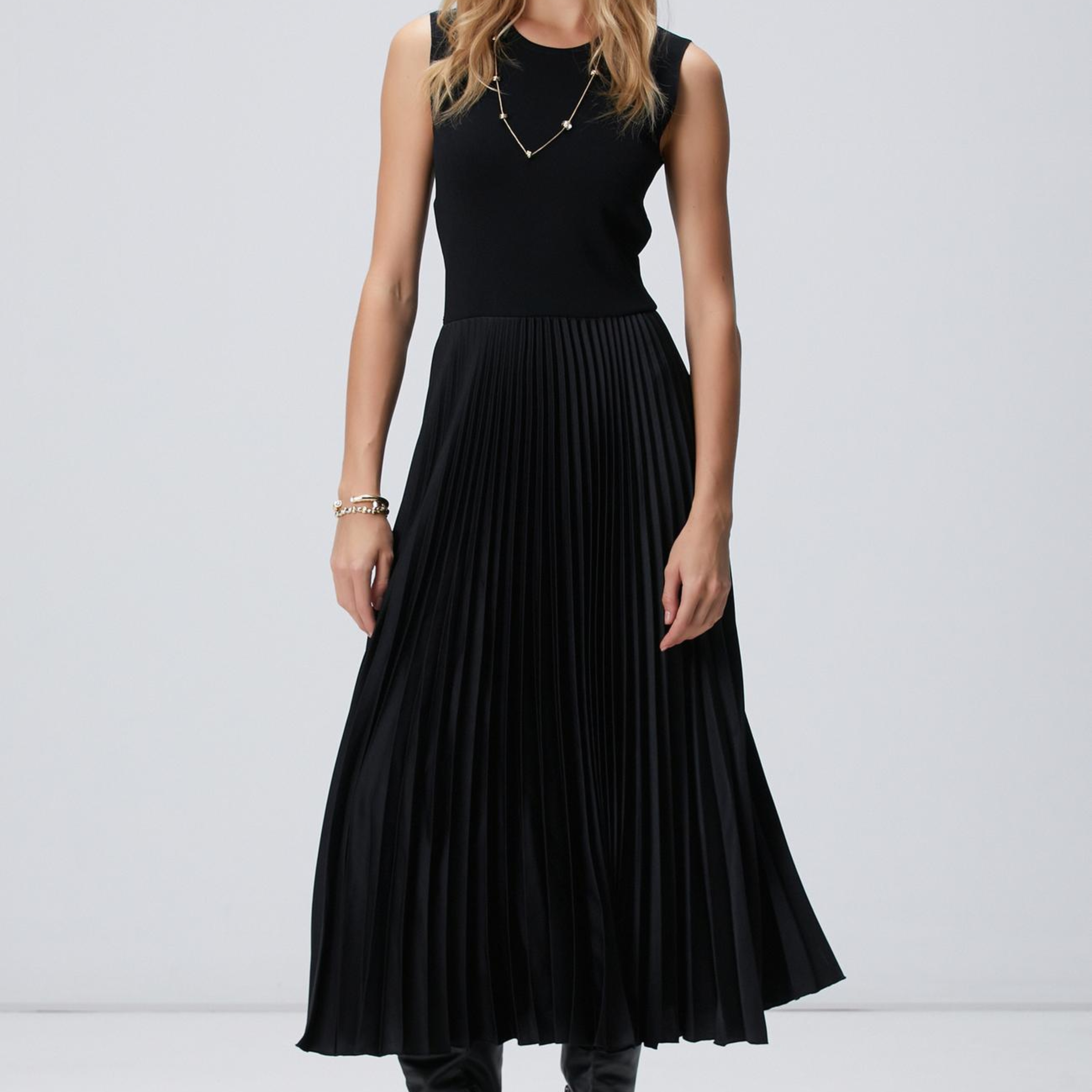 Network Kadın Siyah Bisiklet Yaka Pliseli Elbise