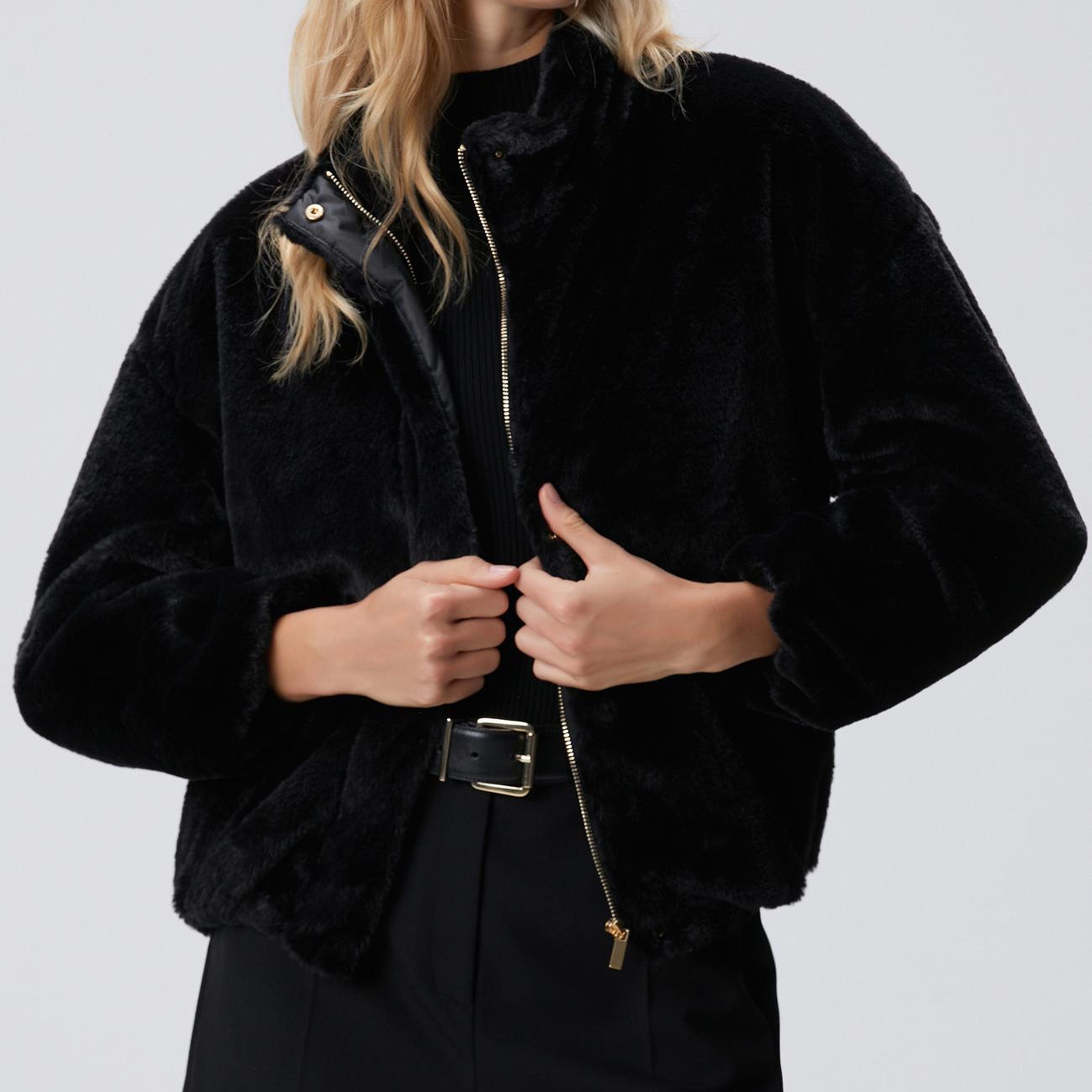 Network Kadın Siyah Cep Detaylı Suni Kürk Mont