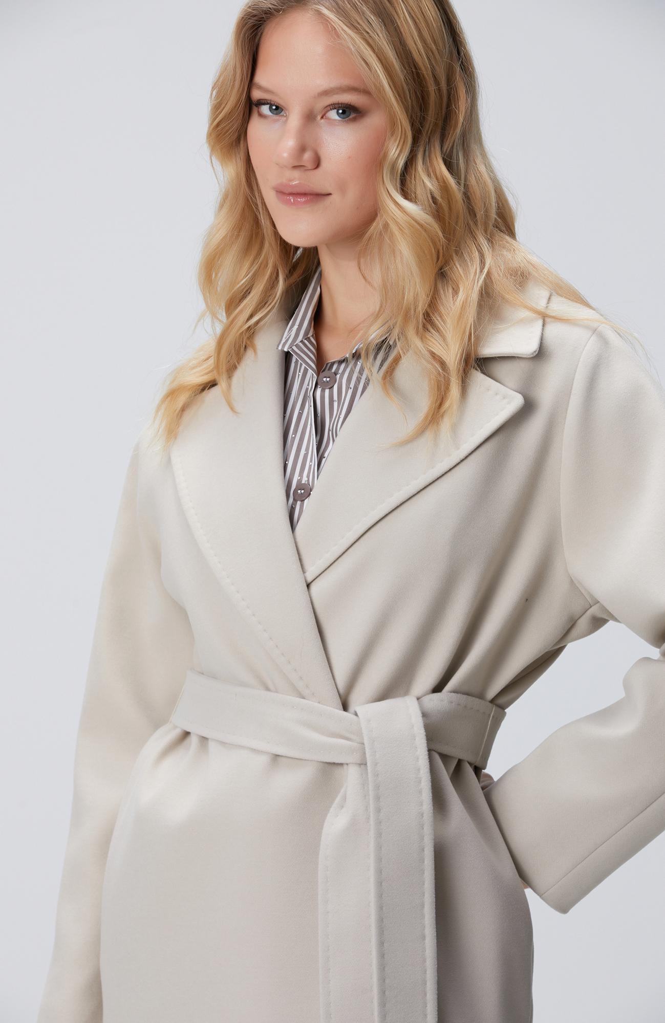 Network Kadın Taş Geniş Yakalı Manto