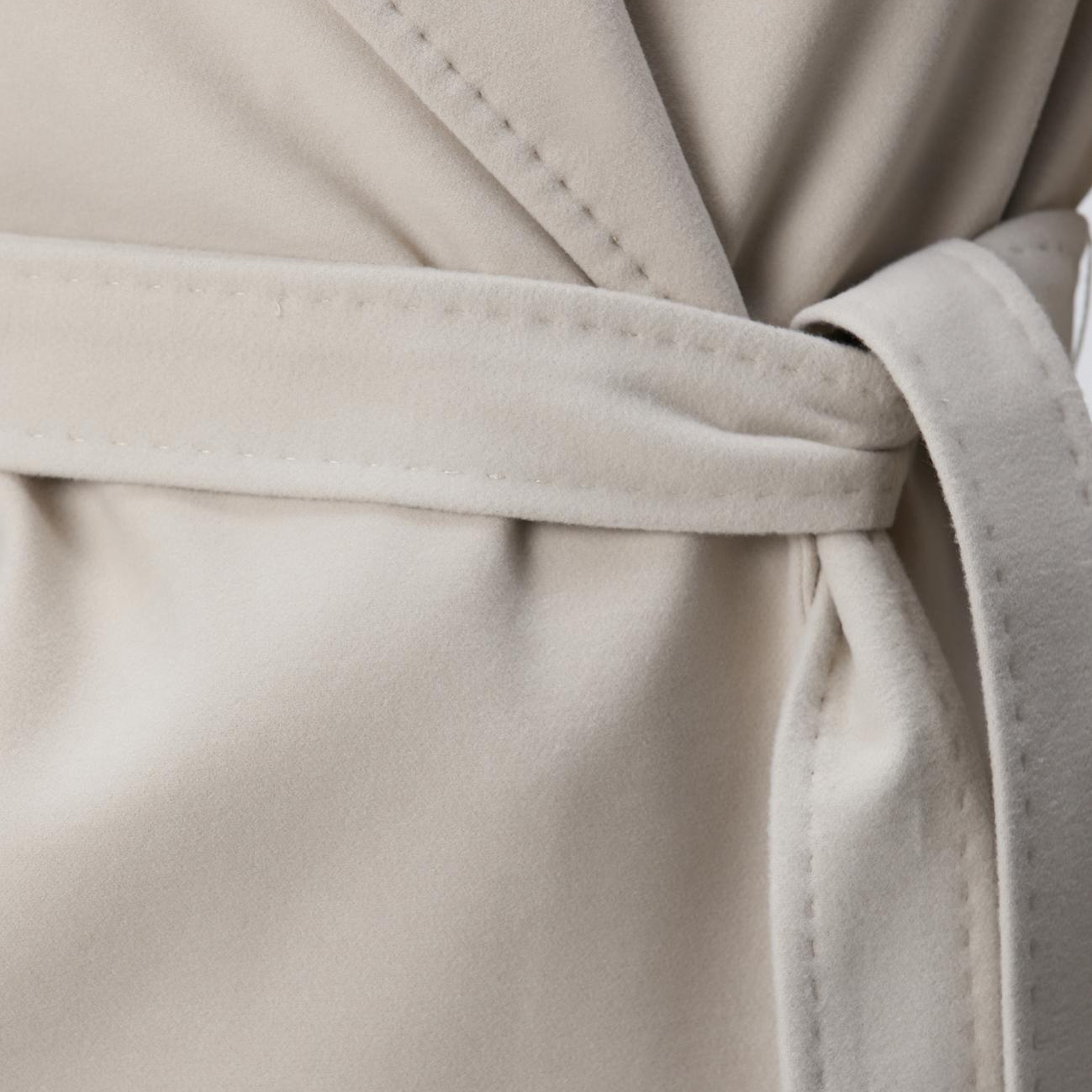 Network Kadın Taş Geniş Yakalı Manto