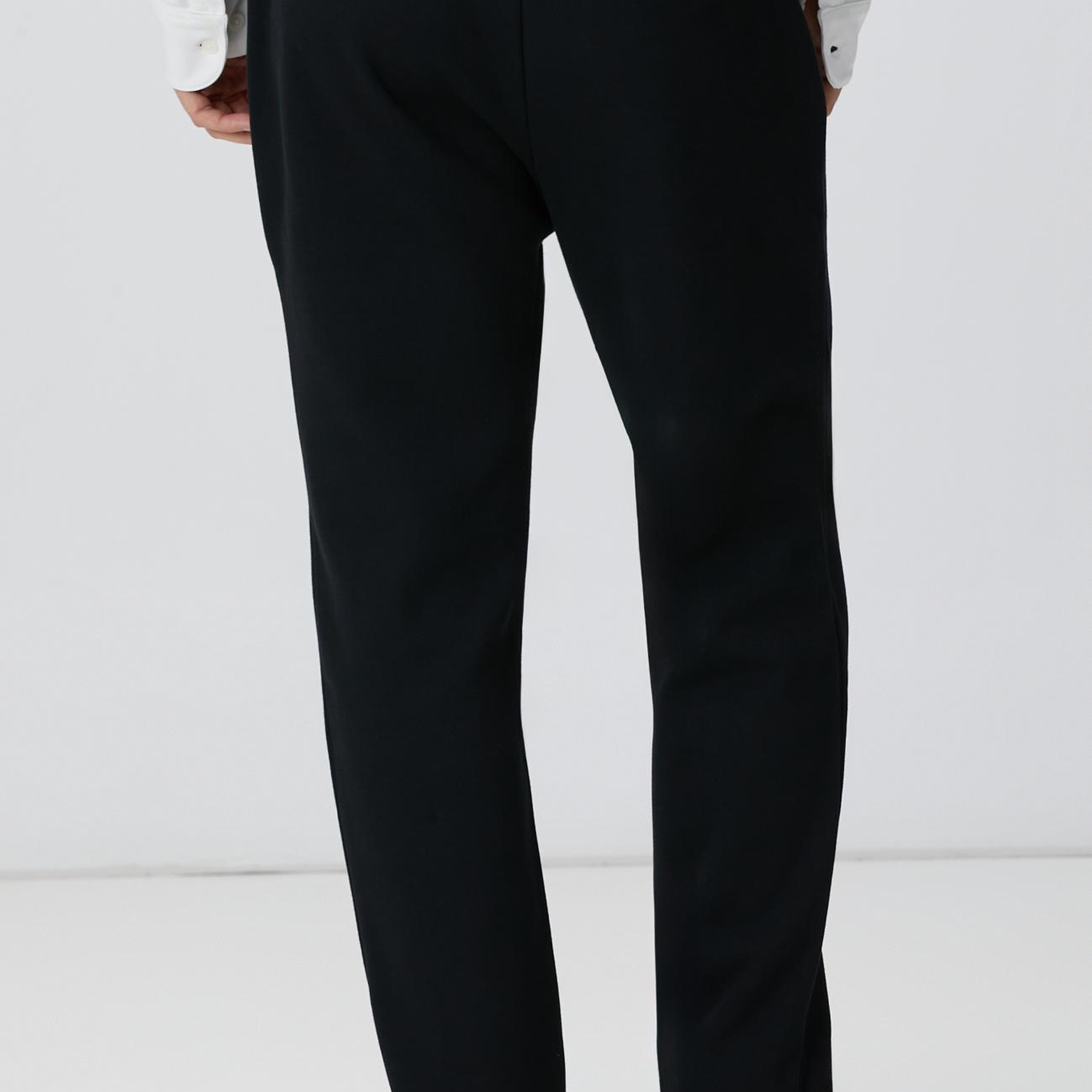 Network Erkek Siyah Boru Paça Yan Cep Detaylı Eşofman Altı