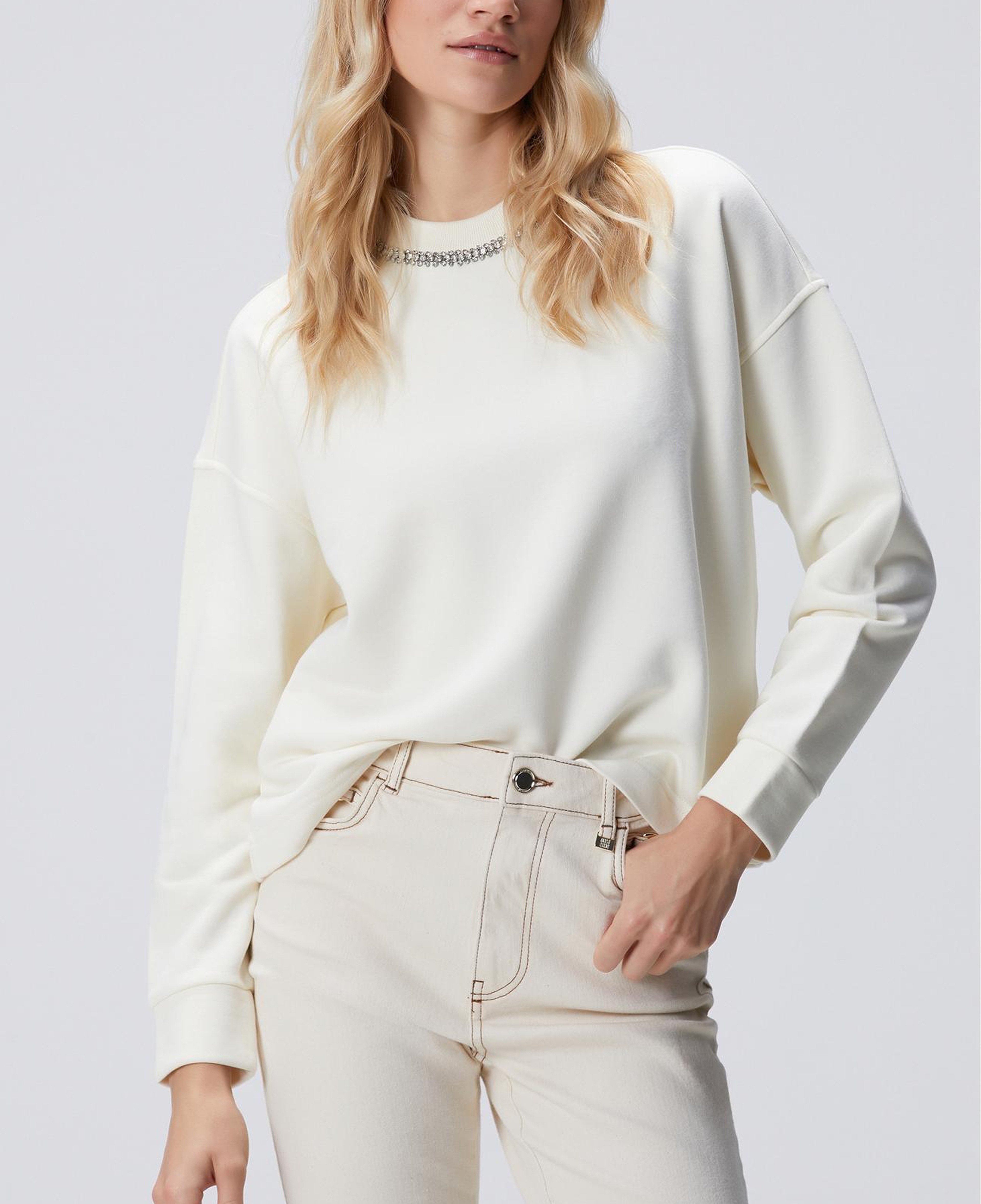 Network Kadın Kırık Beyaz Yakası Taş İşlemeli Sweatshirt