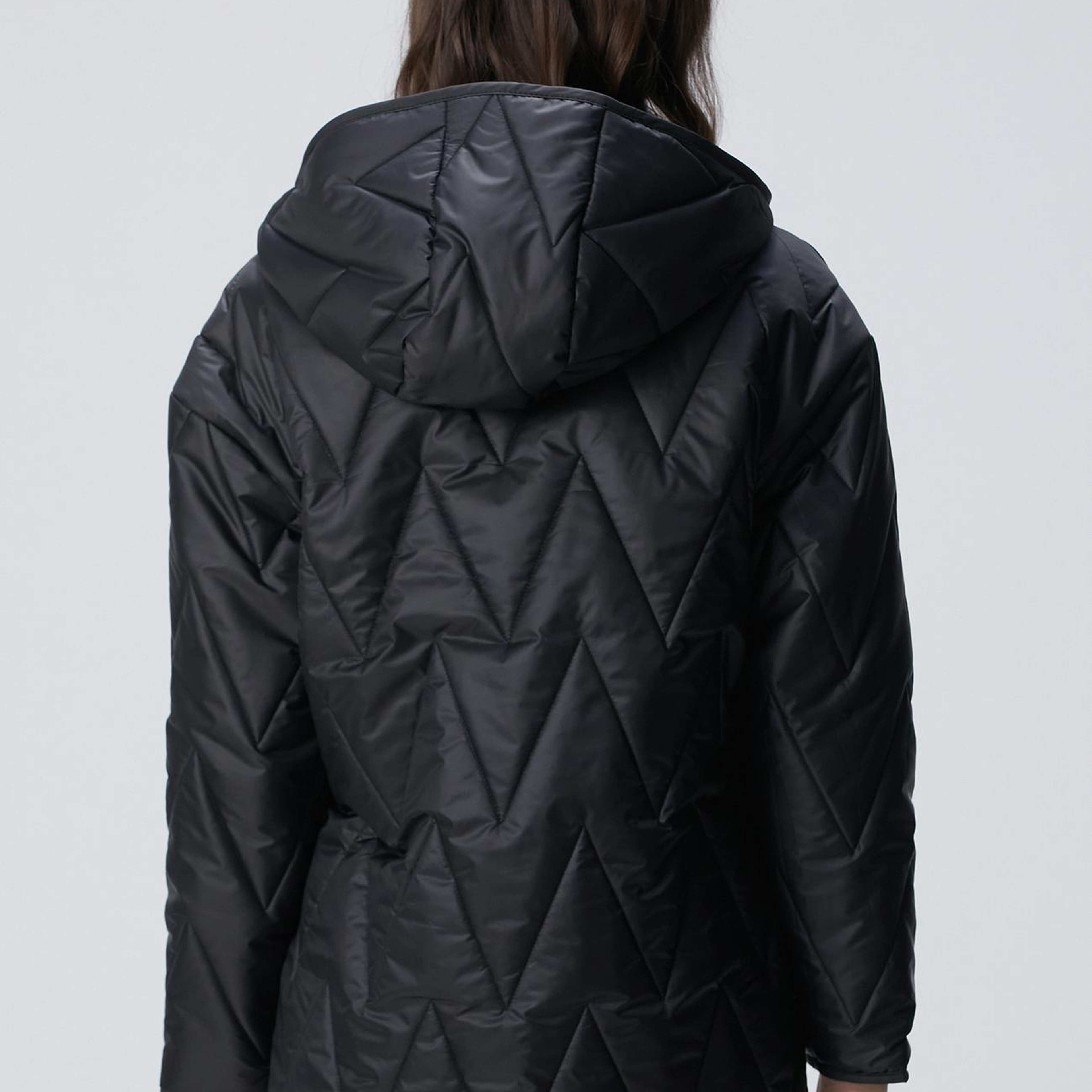 Network Kadın Siyah Zigzag Kapitone Mont