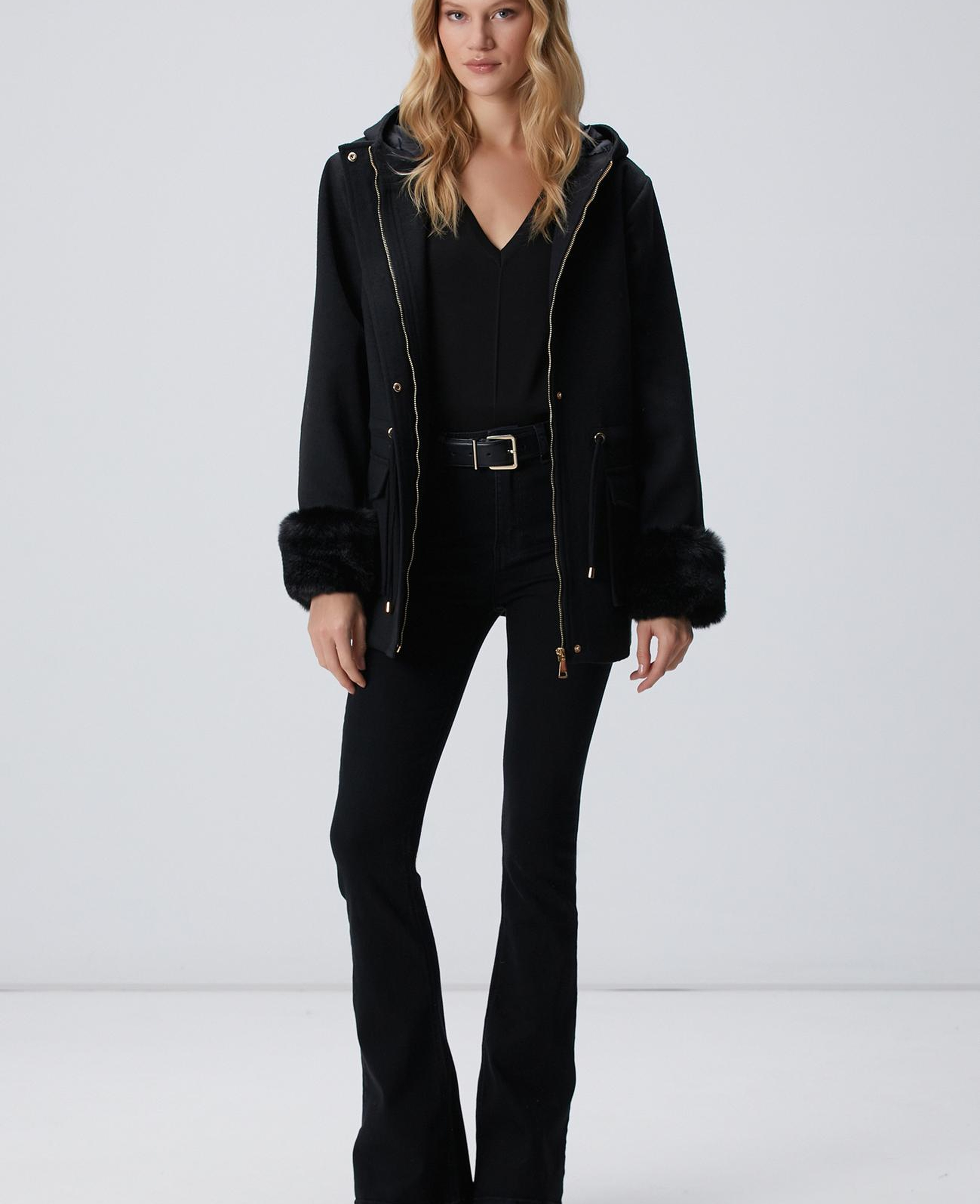 Network Kadın Siyah Kapüşonlu Manto