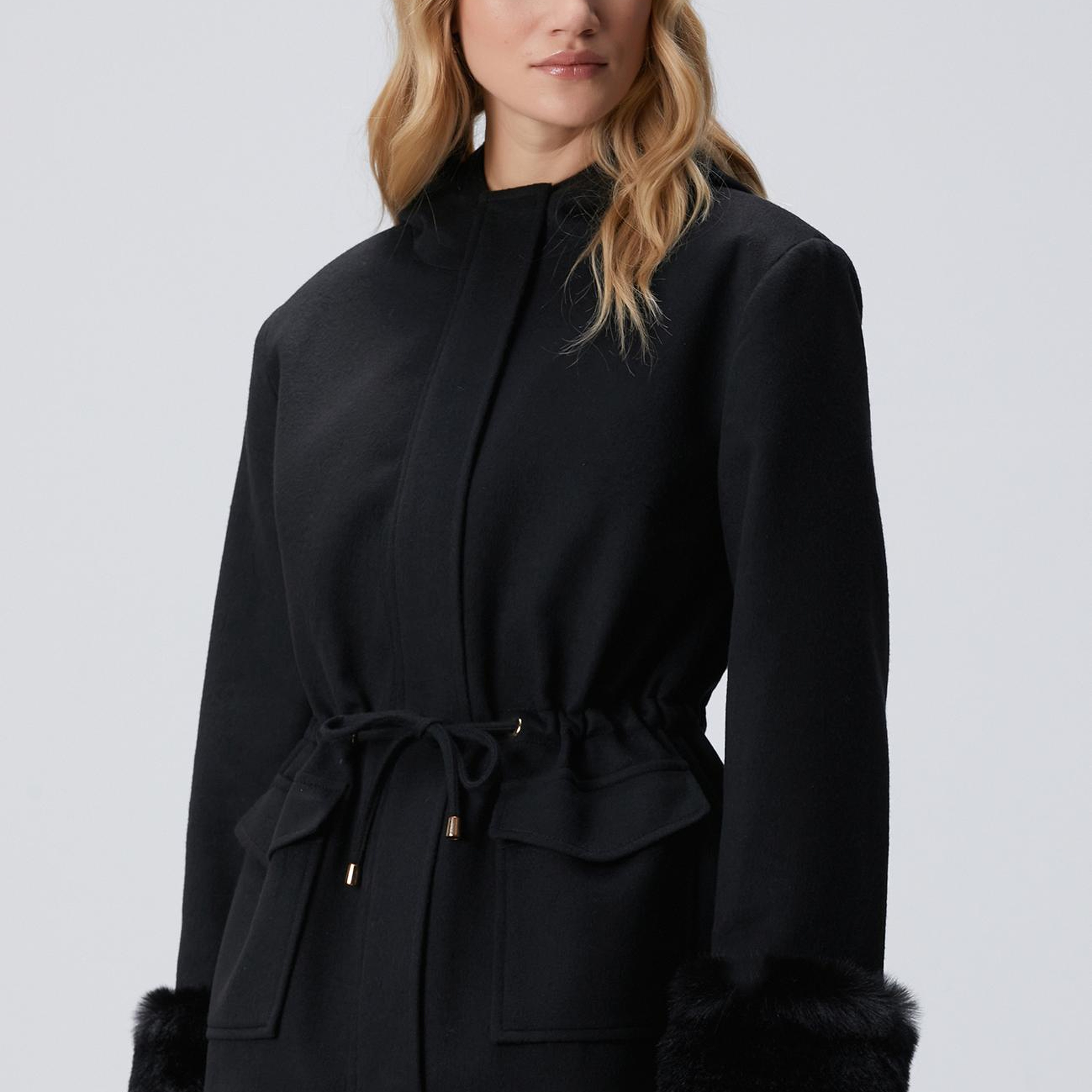 Network Kadın Siyah Kapüşonlu Manto