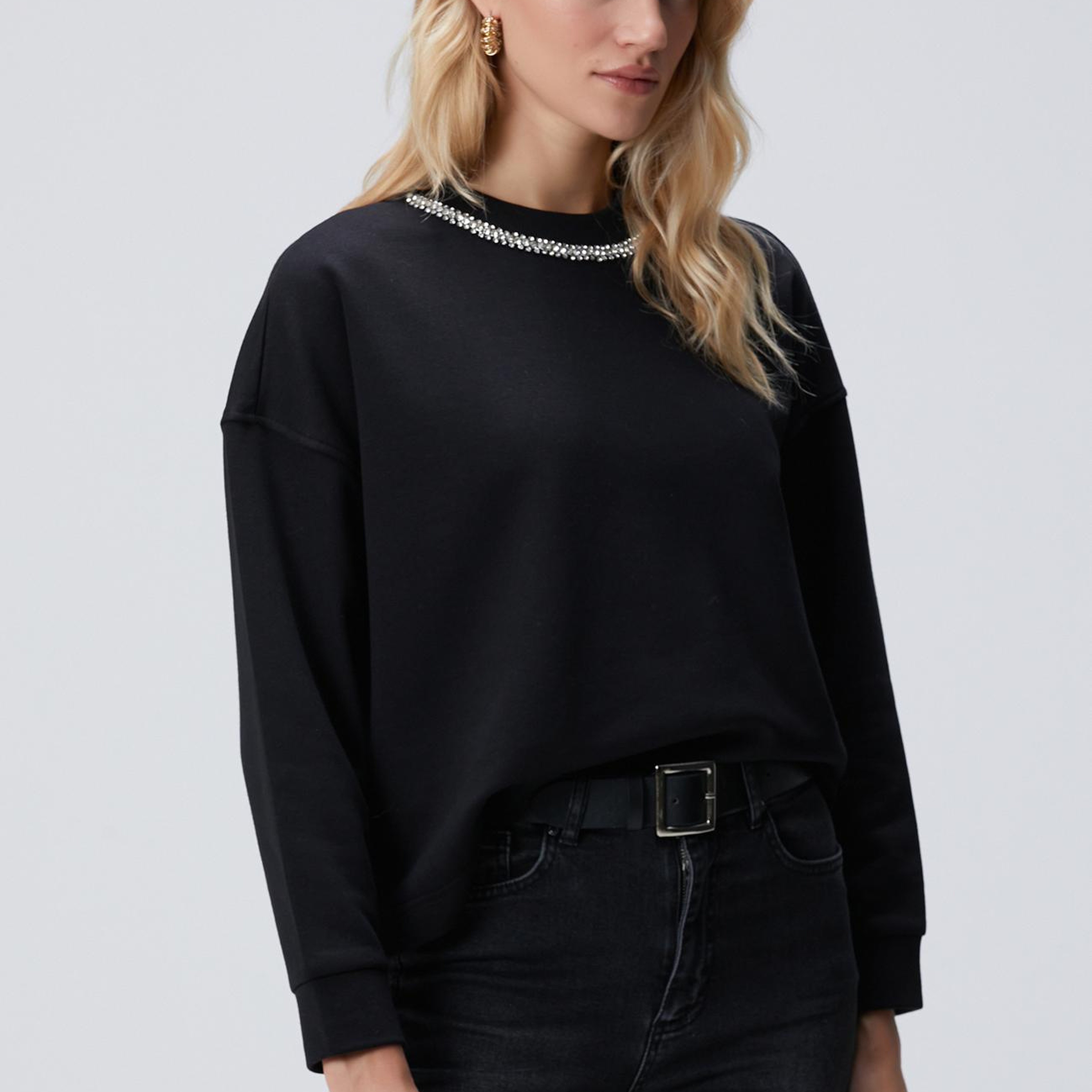Network Kadın Siyah Yakası Taş İşlemeli Sweatshirt