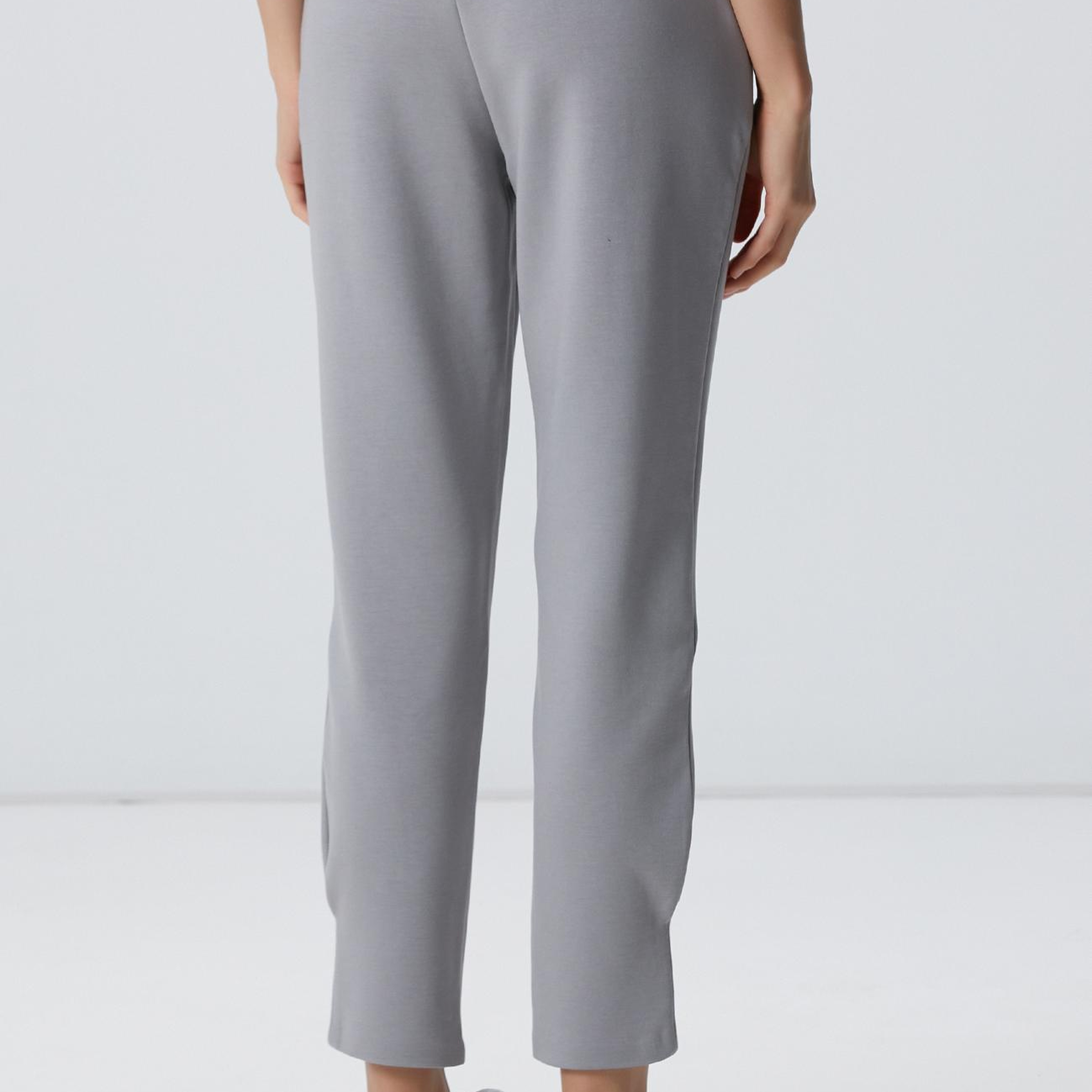 Network Kadın Gri Paçası Pile Detaylı Eşofman