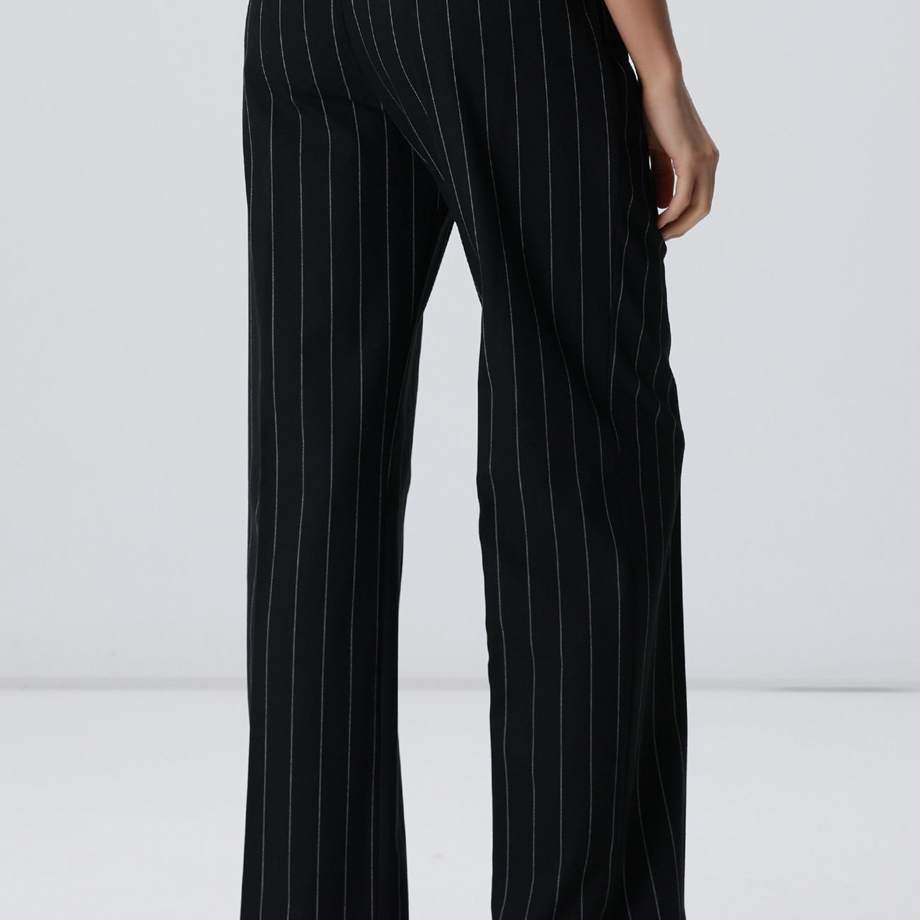 Network Kadın Siyah Çizgili Jogger Pantolon