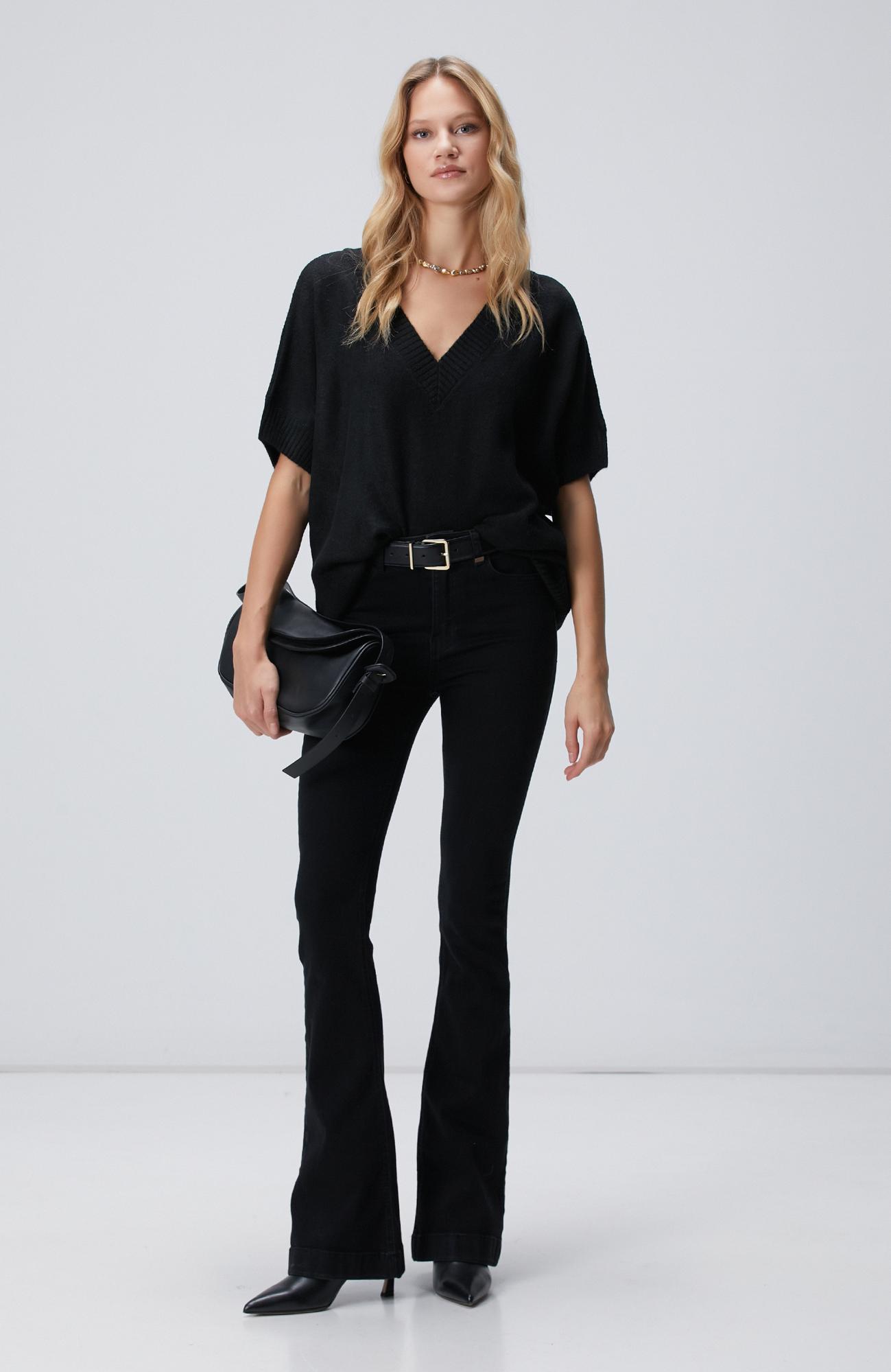 Network Kadın Siyah V Yaka Kısa Kollu Triko Kazak