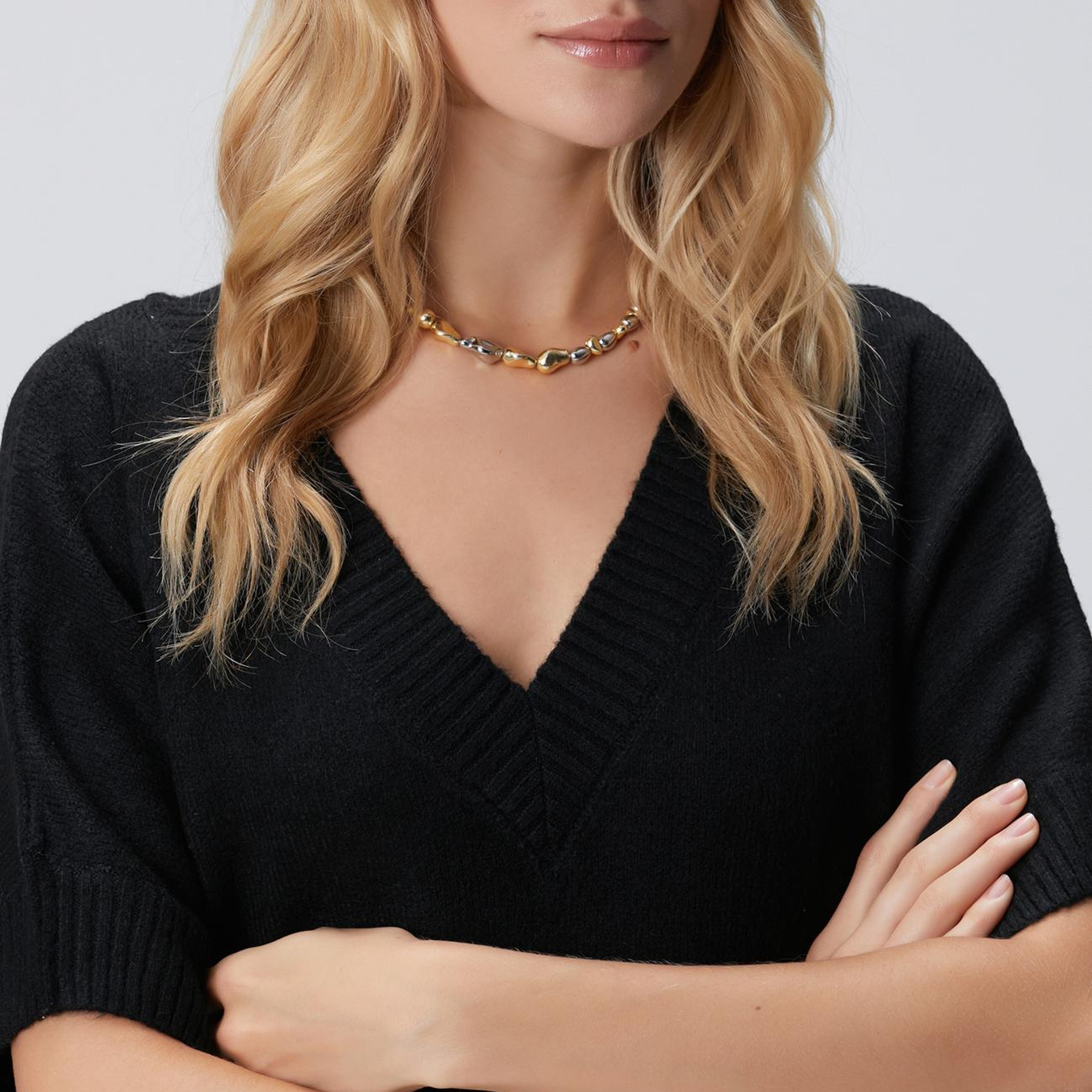 Network Kadın Siyah V Yaka Kısa Kollu Triko Kazak