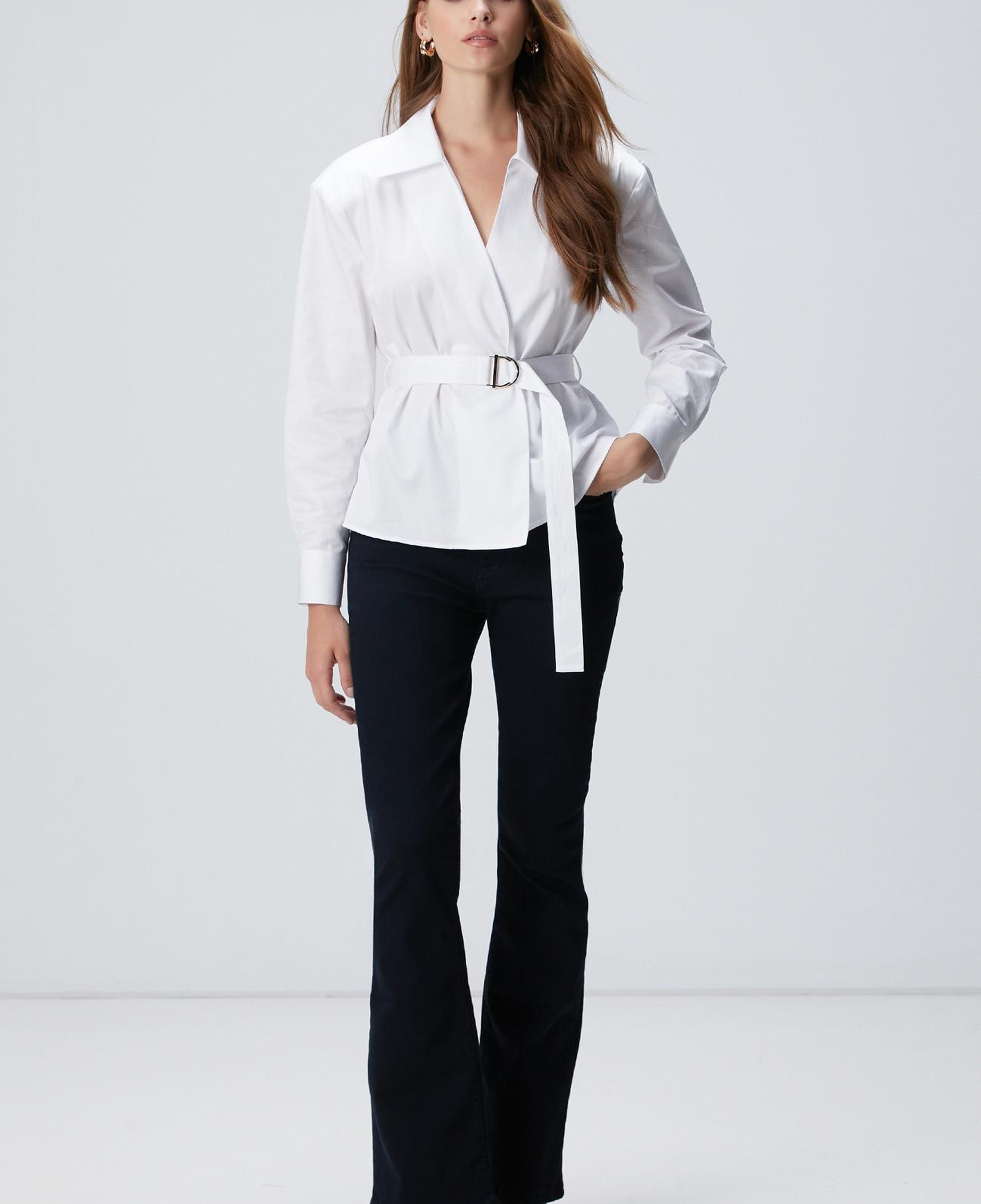 Network Kadın Beyaz Kemerli Bluz