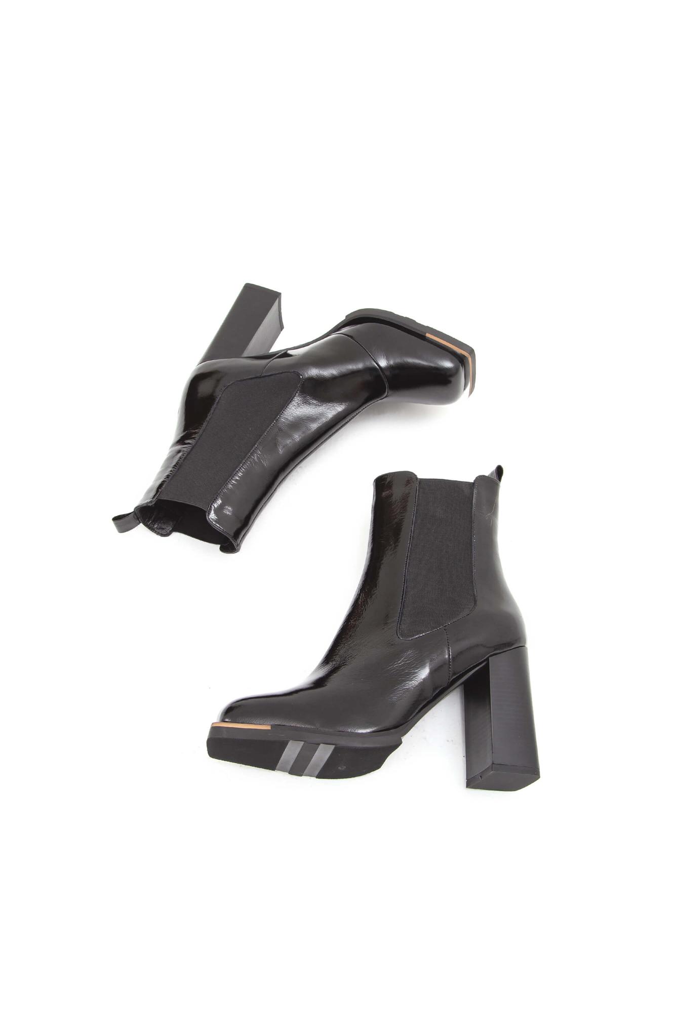 Tamer Tanca Kadın Hakiki Deri Siyah Rugan Casual Bot