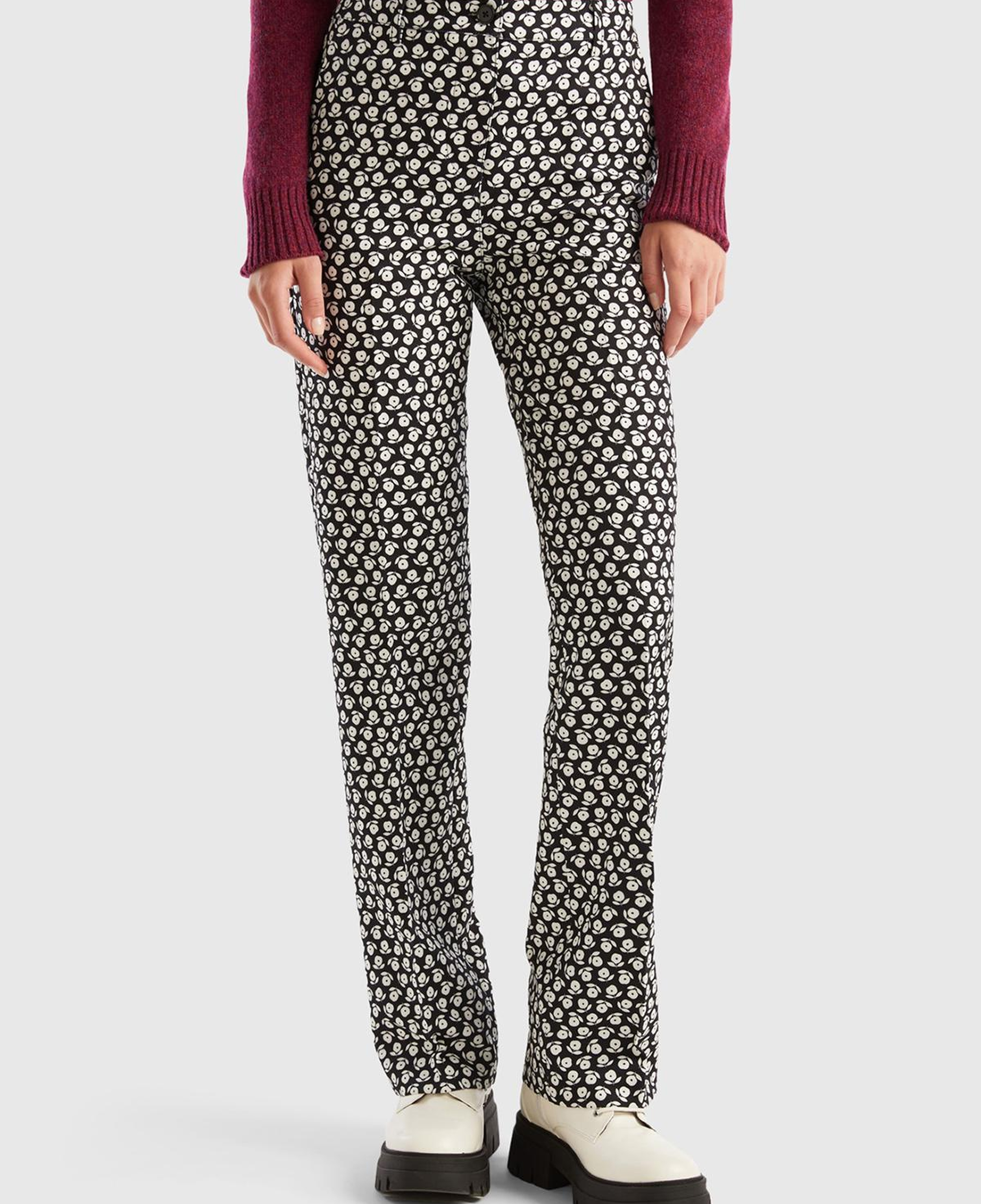 Kadın Lacivert Poliviskoz Çiçek Desenli Regular Fit Pantolon