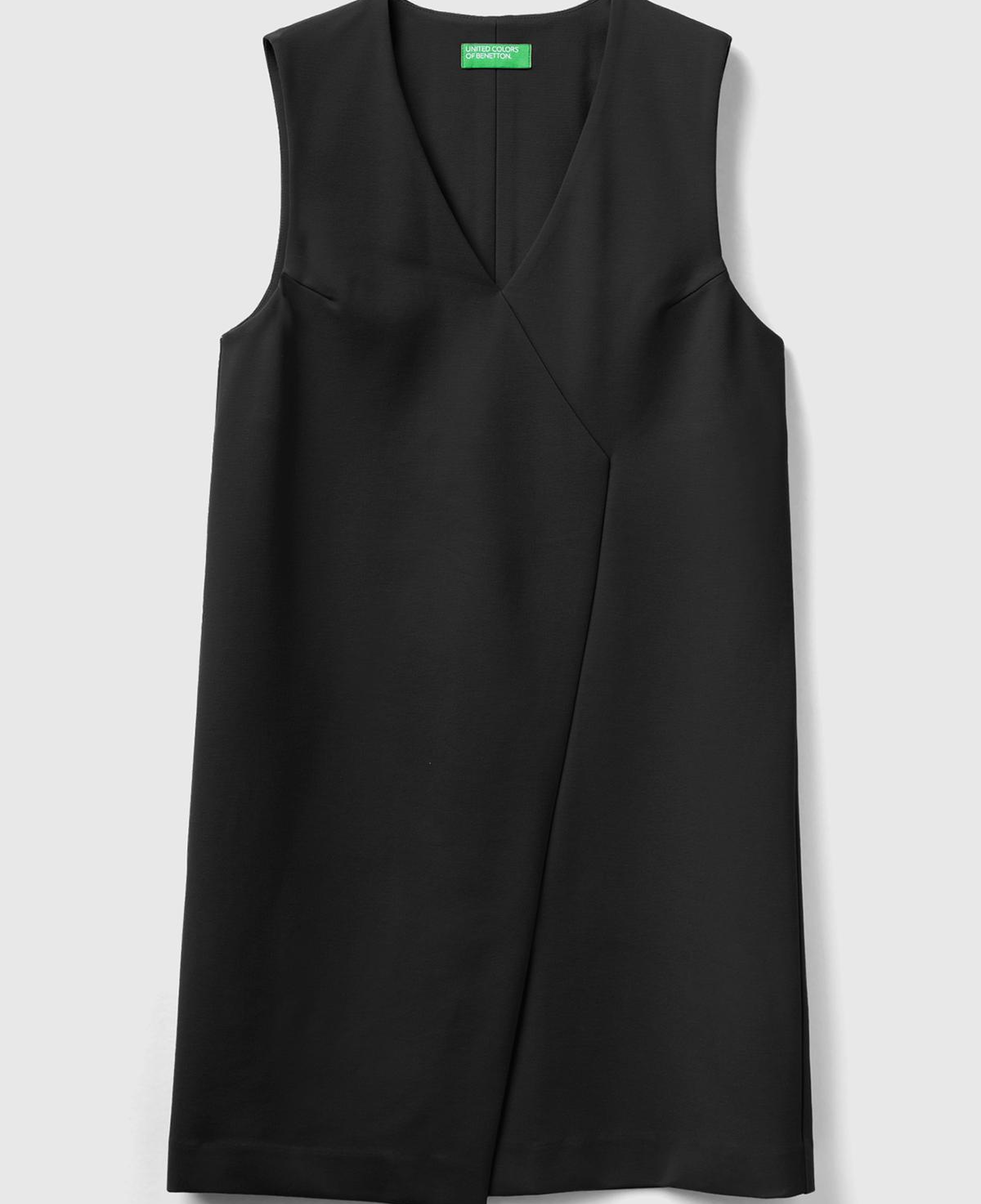 Kadın Siyah Önden Çapraz Bağlamalı Kolsuz Midi Boy Elbise