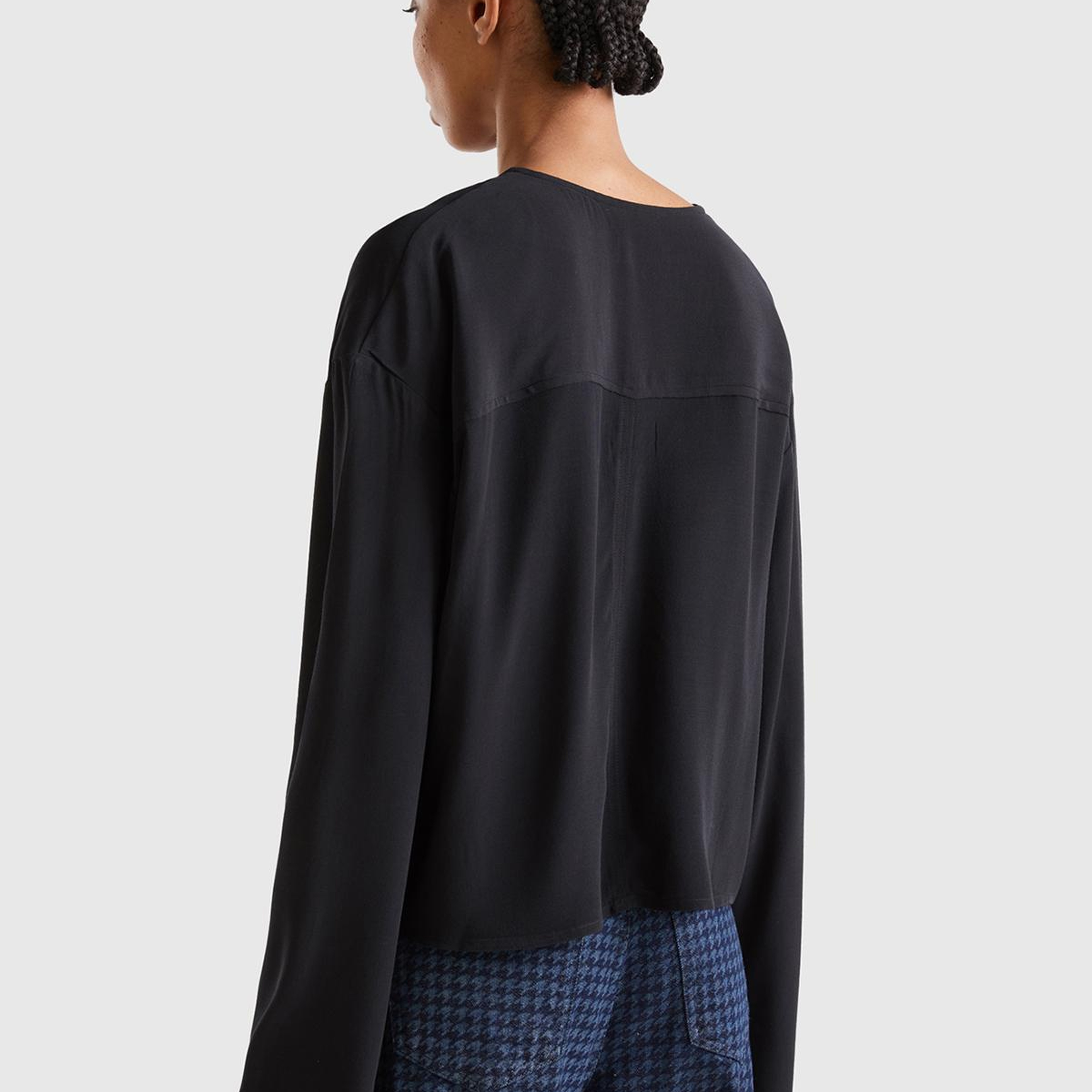 Kadın Siyah V Yaka Viskoz Bluz