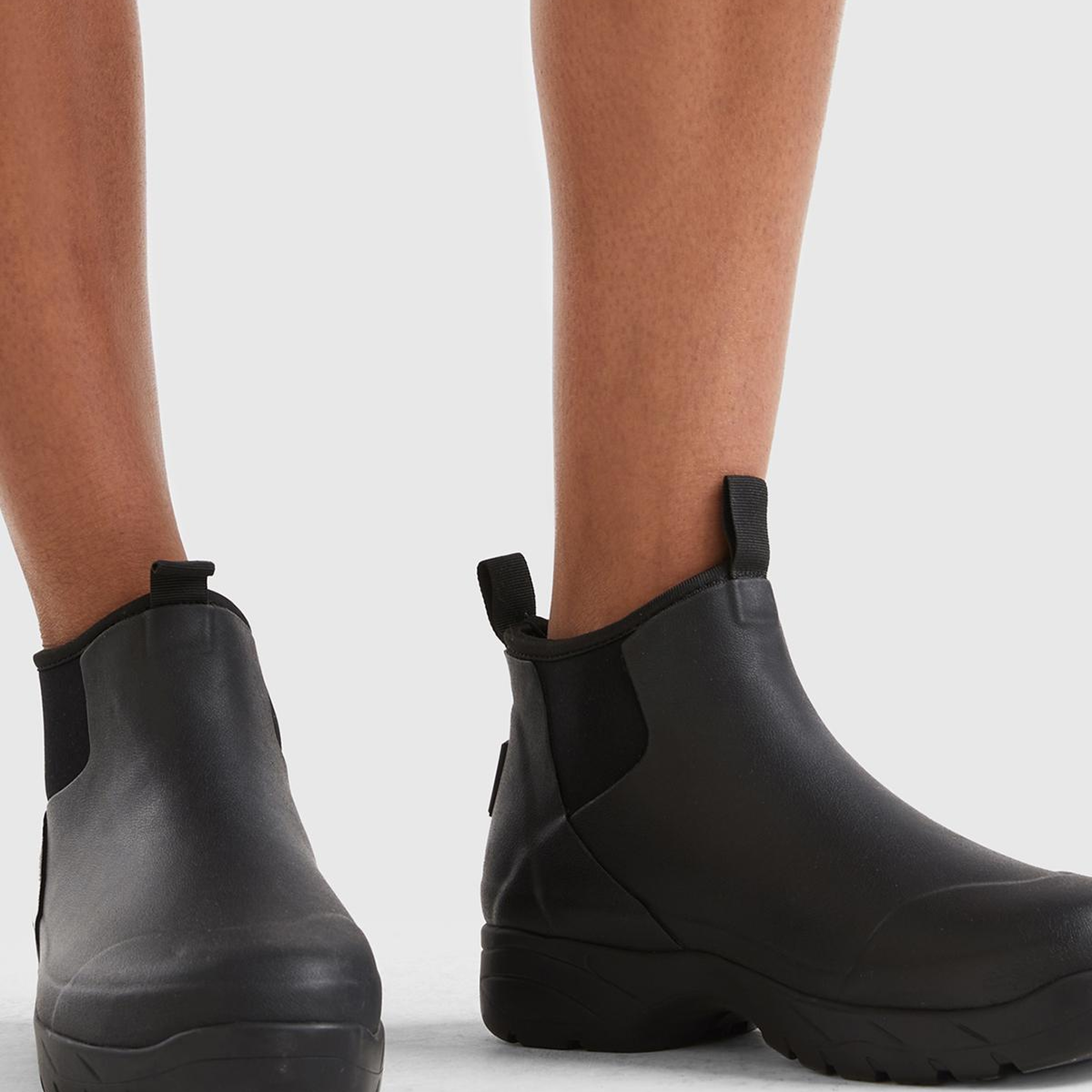 Unisex Siyah Suni Deri Yarım Bot