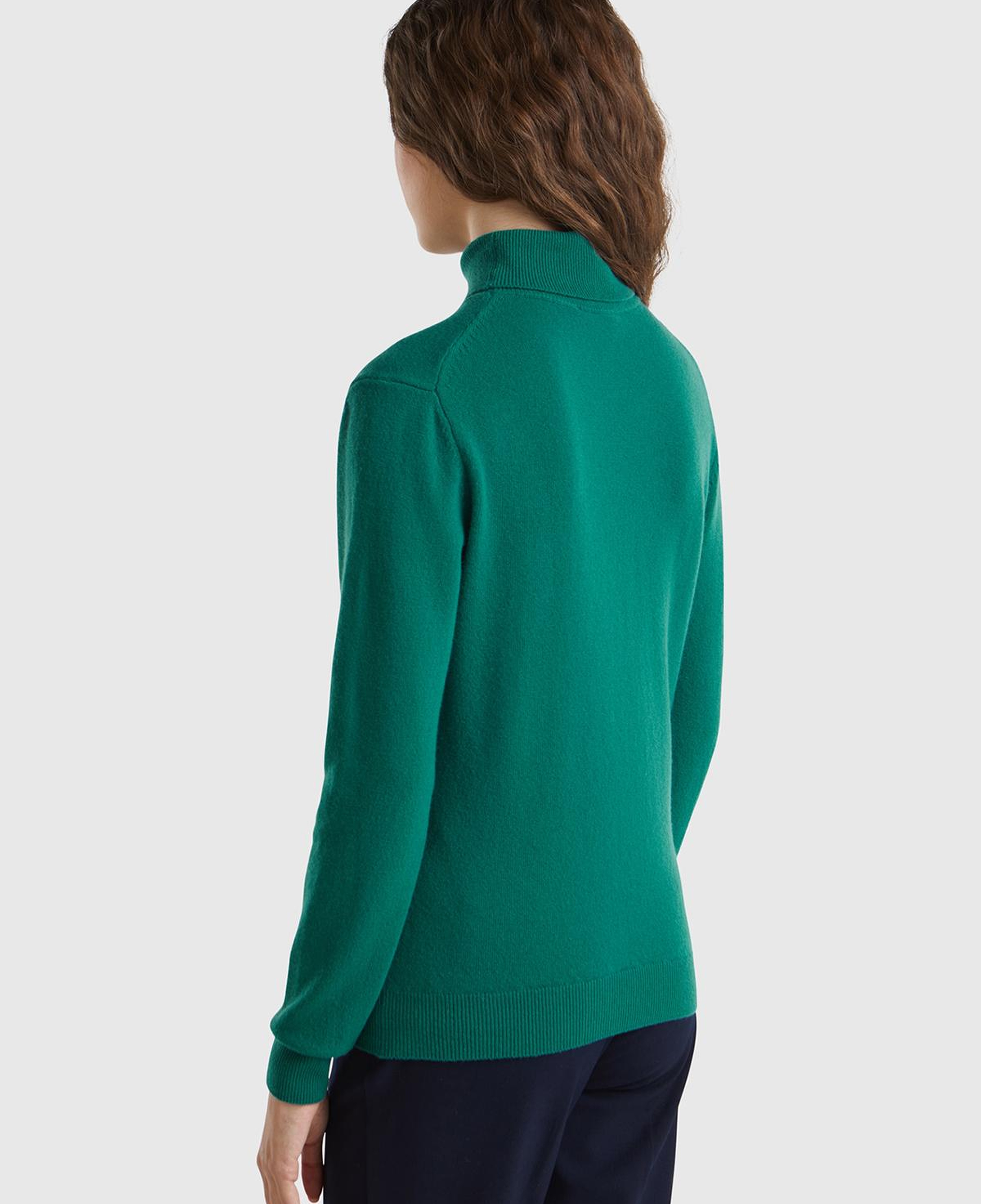 Kadın Koyu Yeşil Dik Yaka %100 Merino Kazak