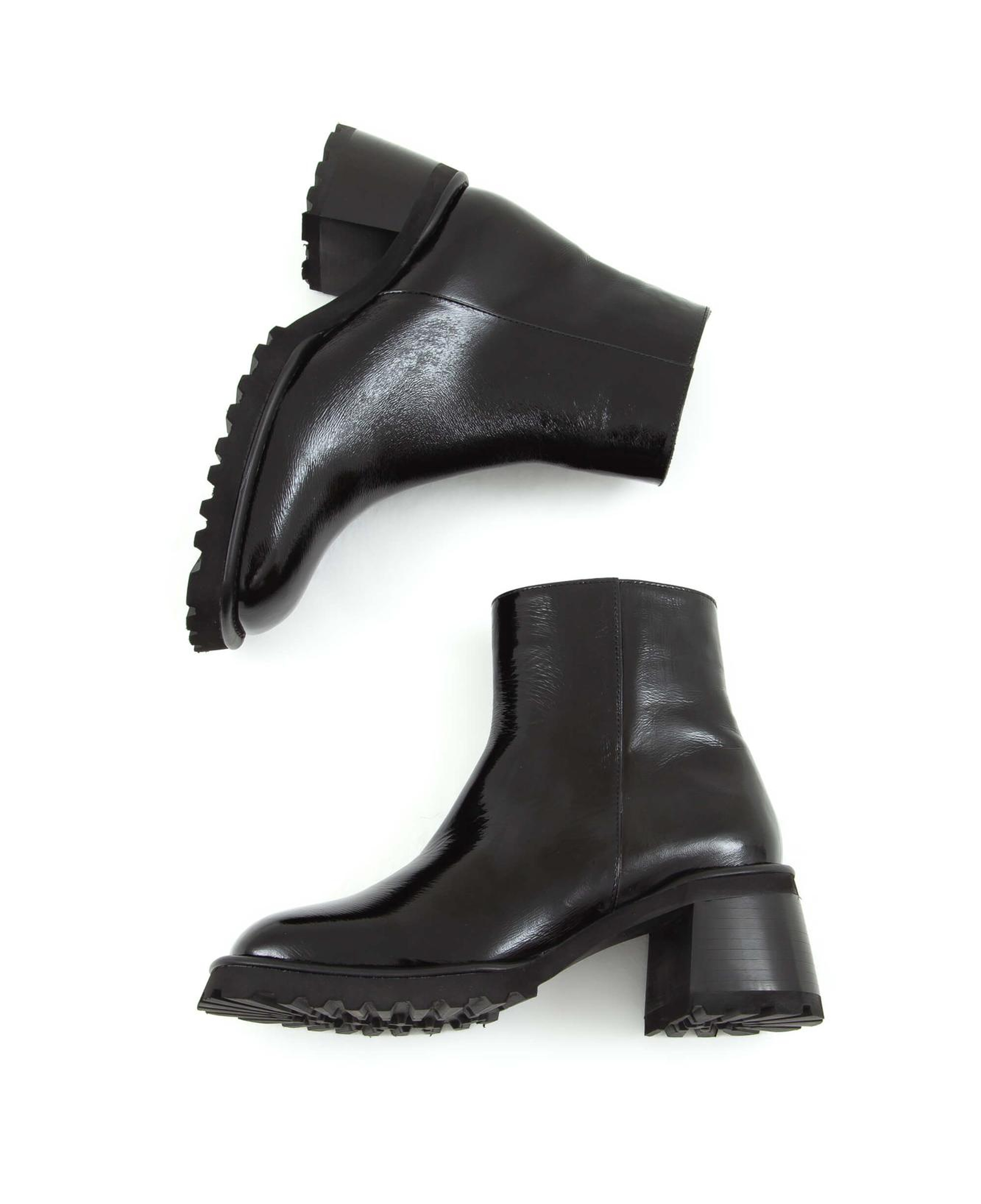 Tamer Tanca Kadın Hakiki Deri Siyah Rugan Klasik Bot