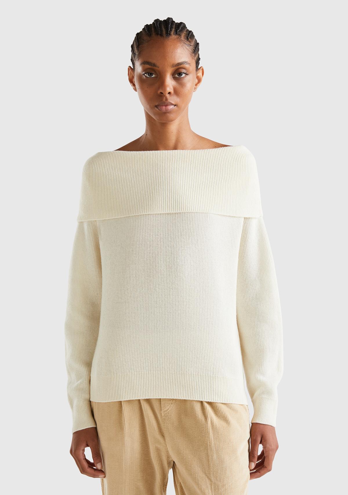 Kadın Vanilya Yün Karışımlı Omzu Açık Kazak