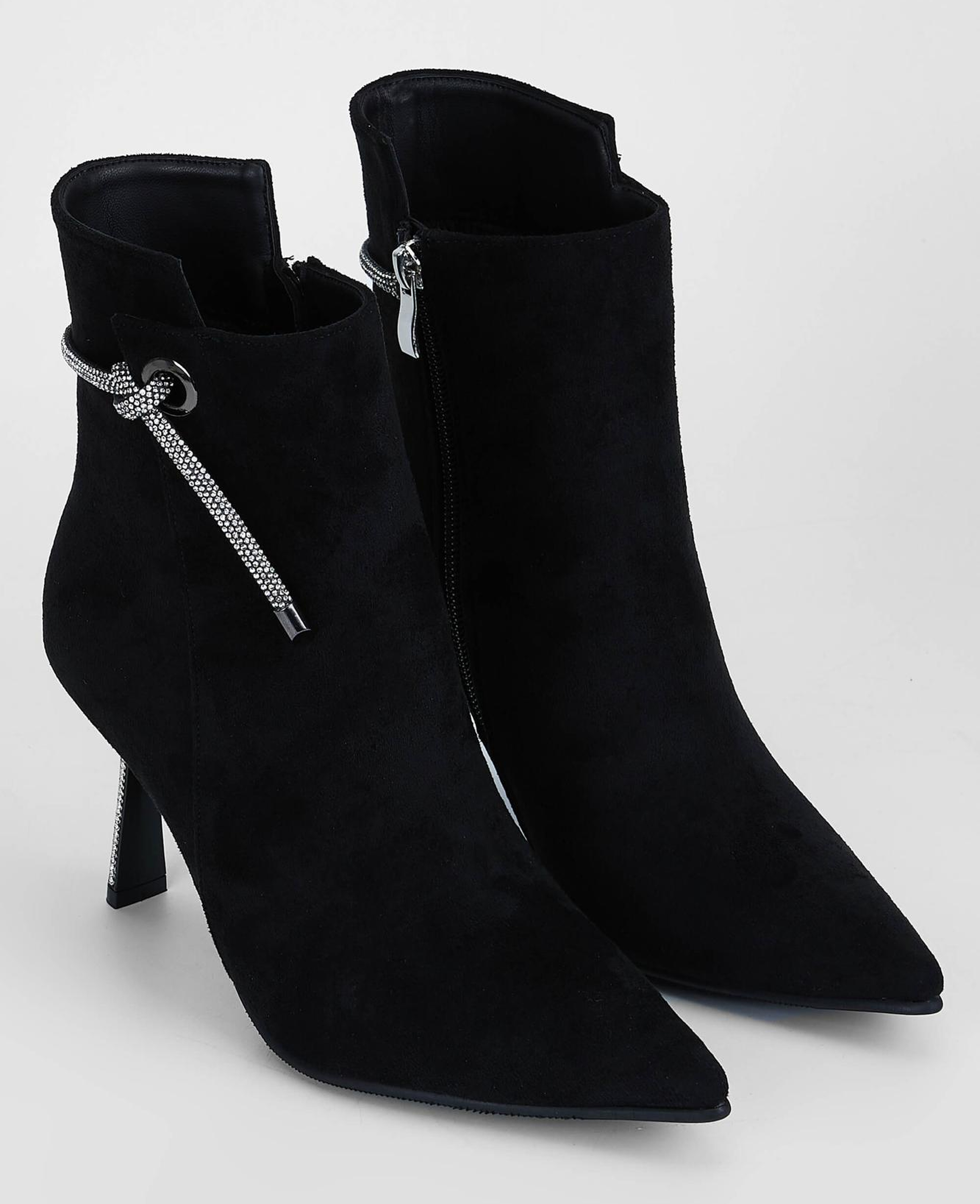 Tamer Tanca Kadın Vegan Siyah Süet Topuklu Bot