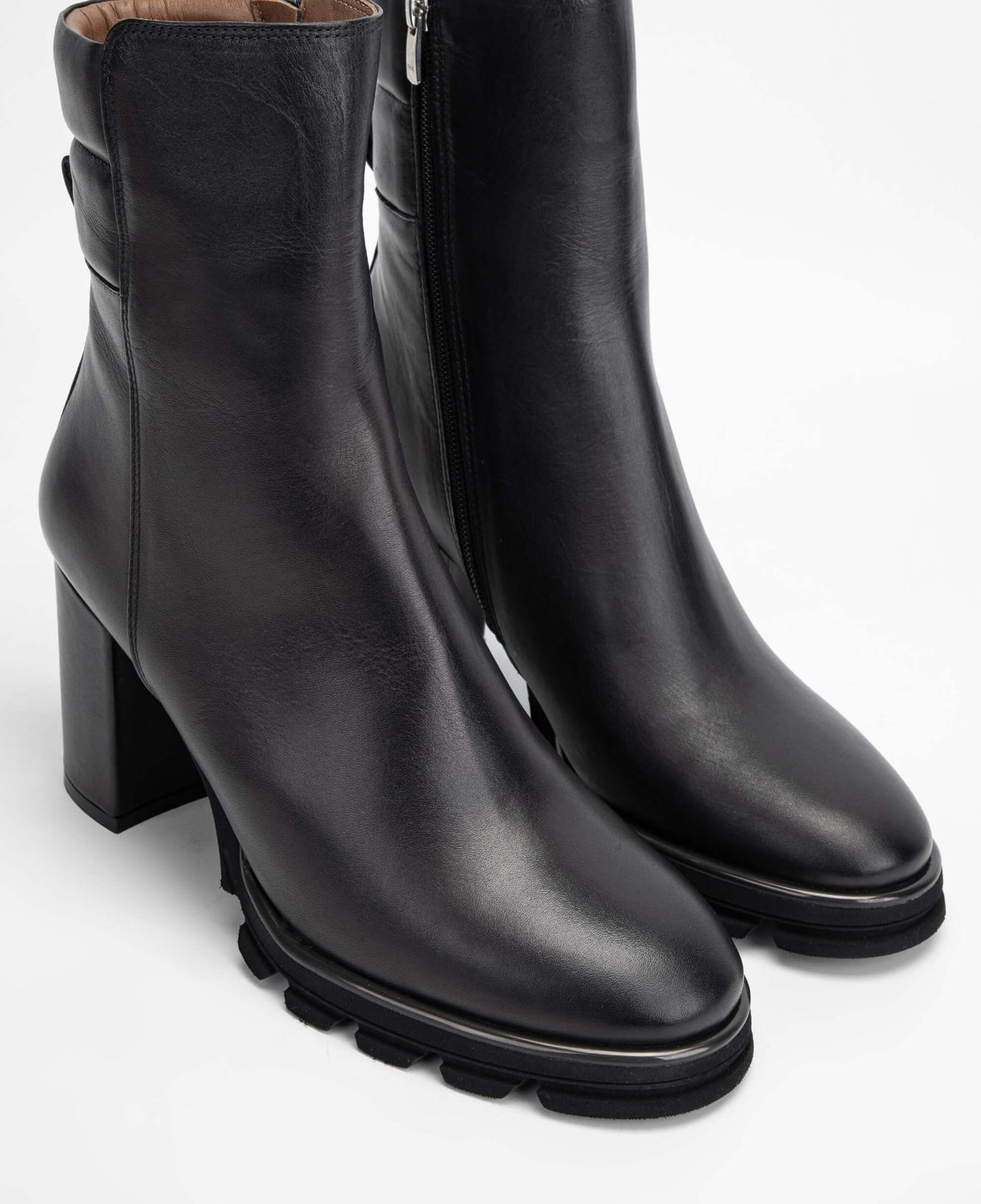 Tamer Tanca Kadın Hakiki Deri Siyah Deri Topuklu Bot