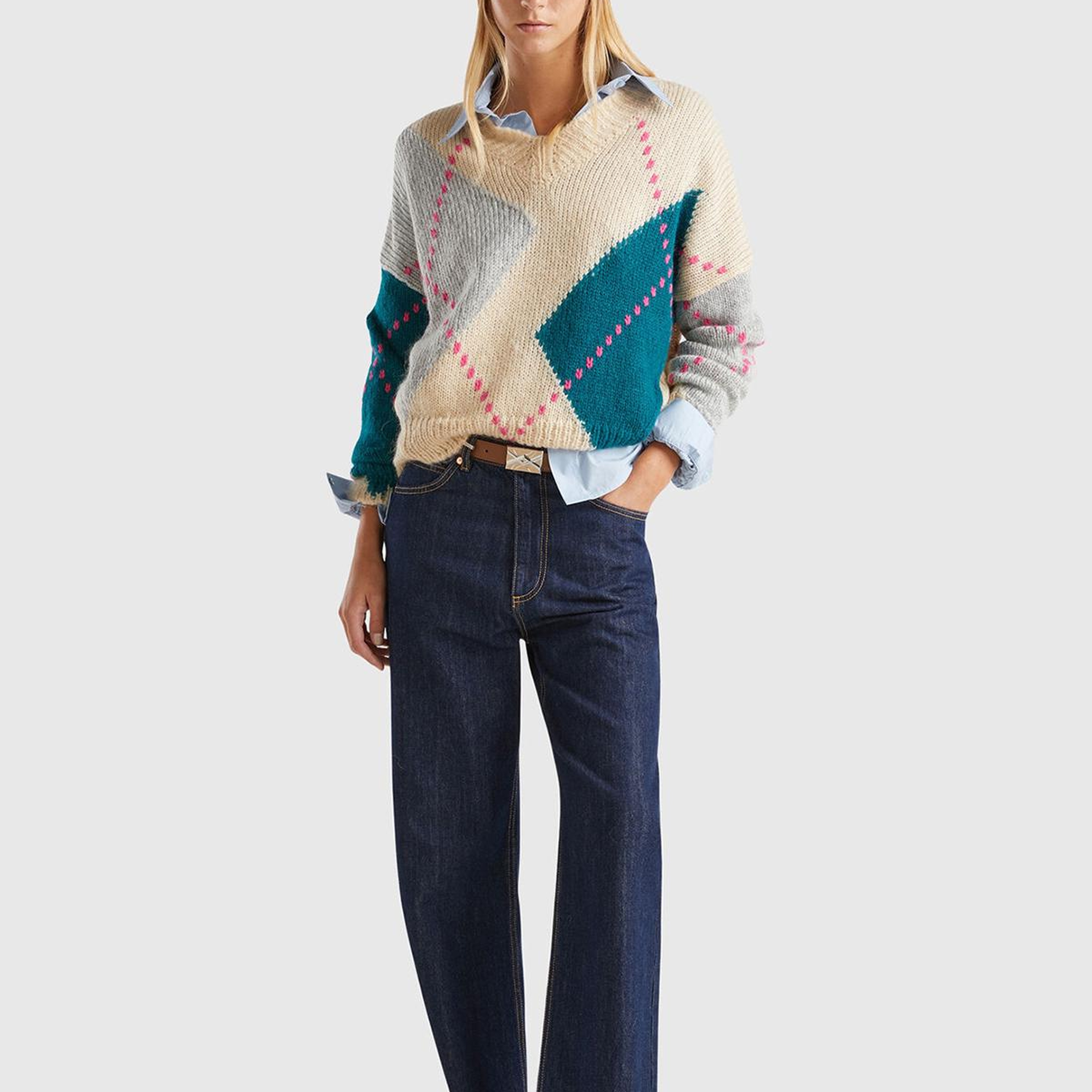 Kadın Bej Mix Moher Karışımlı Renk Detaylı Düşük Omuz V Yaka Kazak