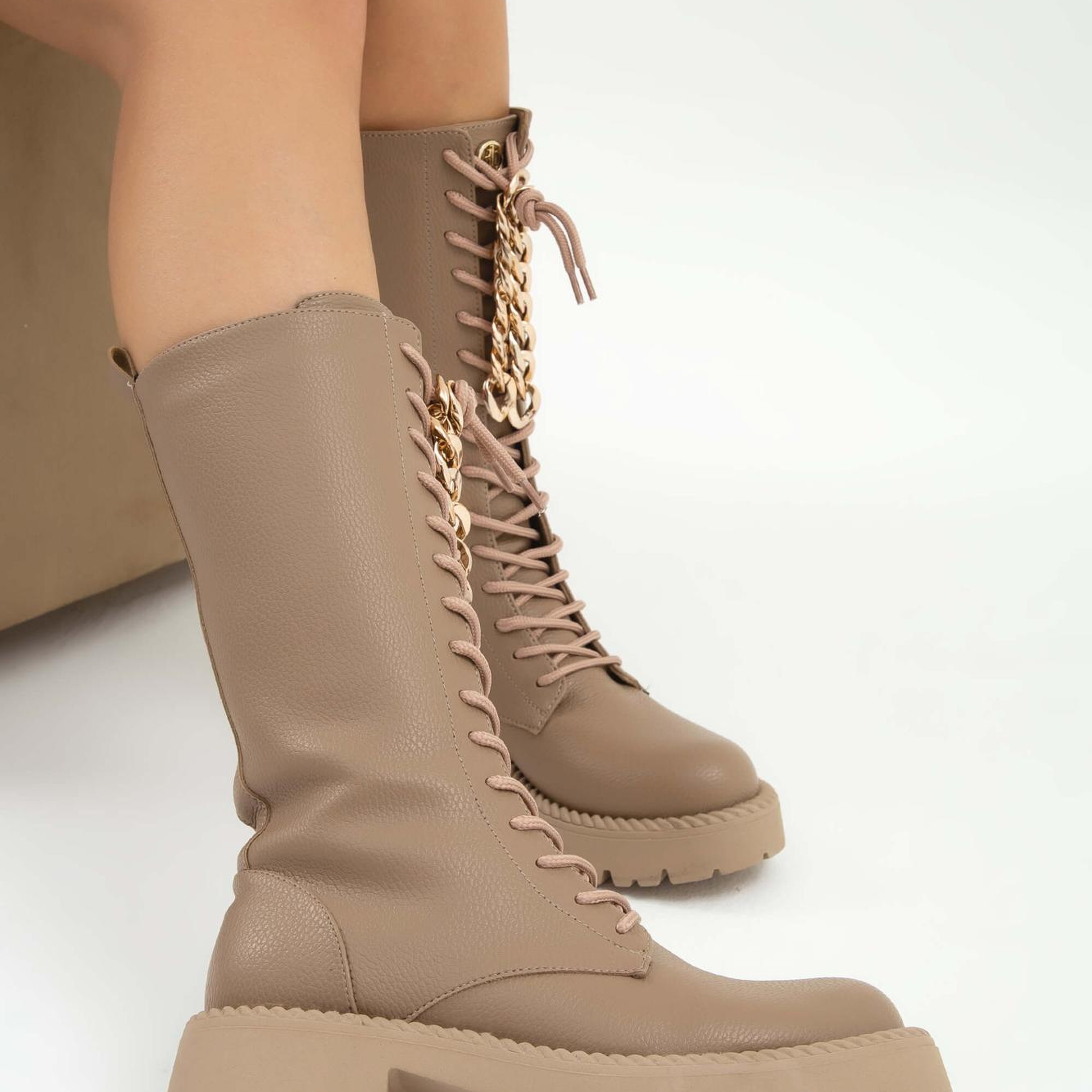 Tamer Tanca Kadın Hakiki Deri Vizon POSTAL Bot