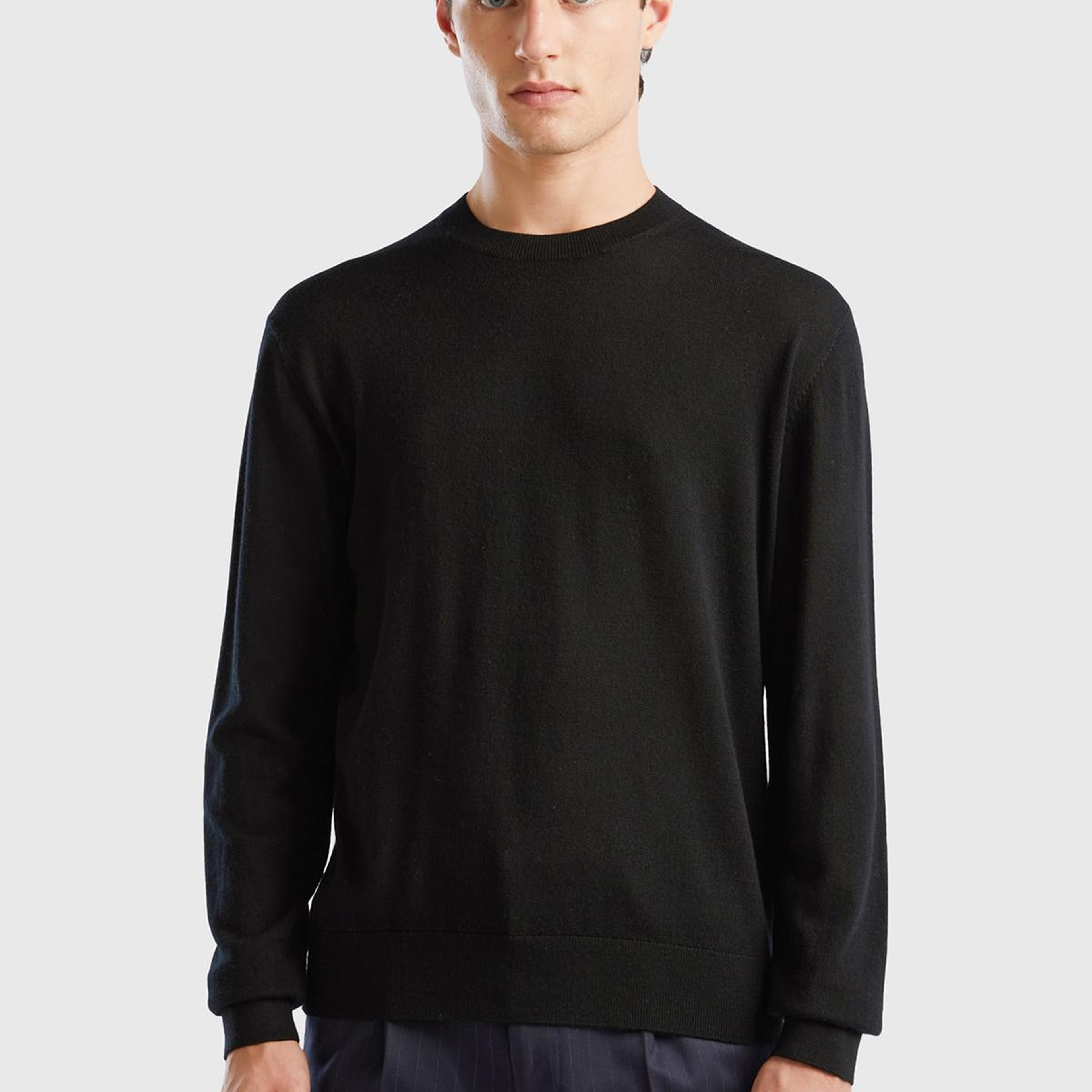 Erkek Siyah %100 Extra Fine Merino Kazak