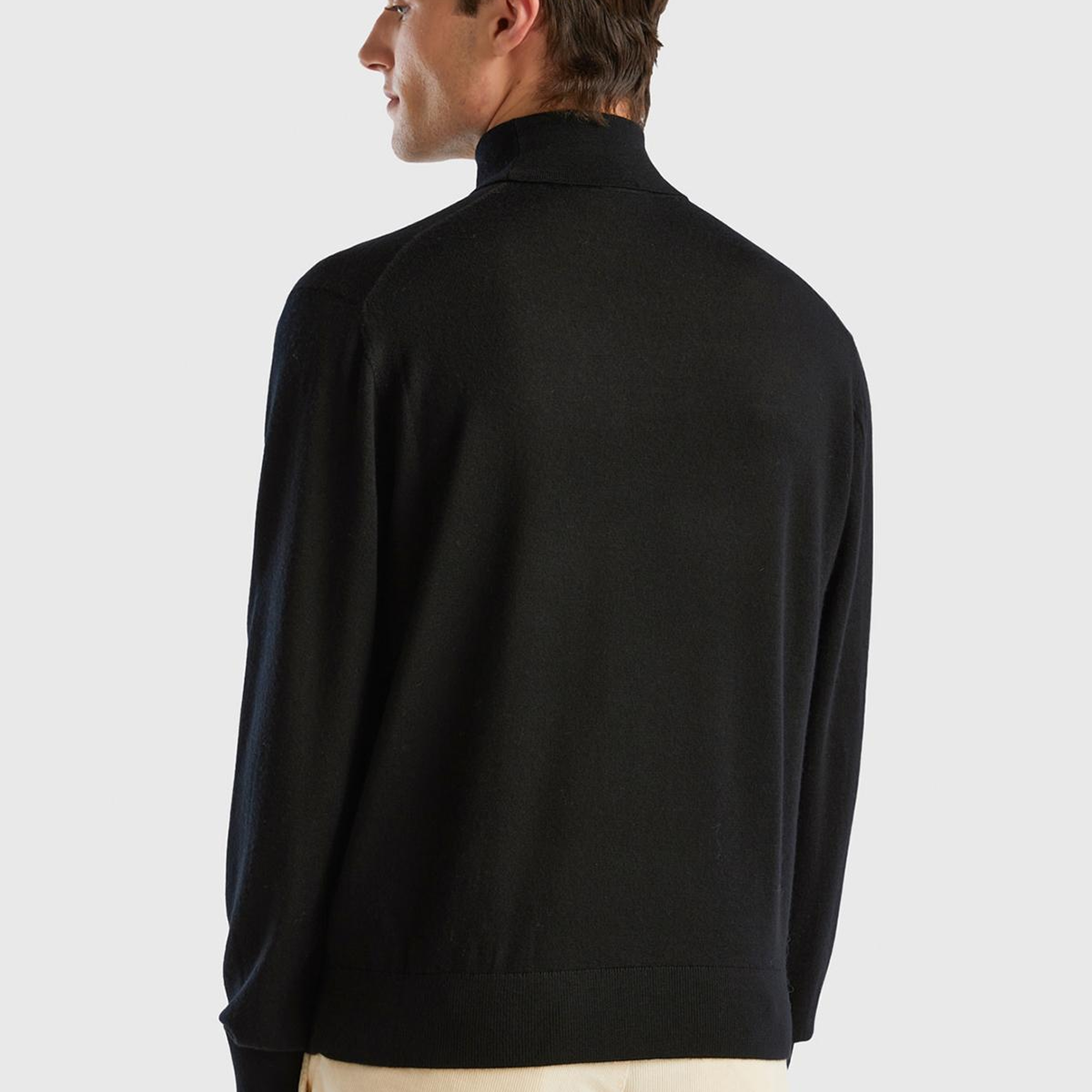 Erkek Siyah %100 Extra Fine Merino Dik Yaka Kazak