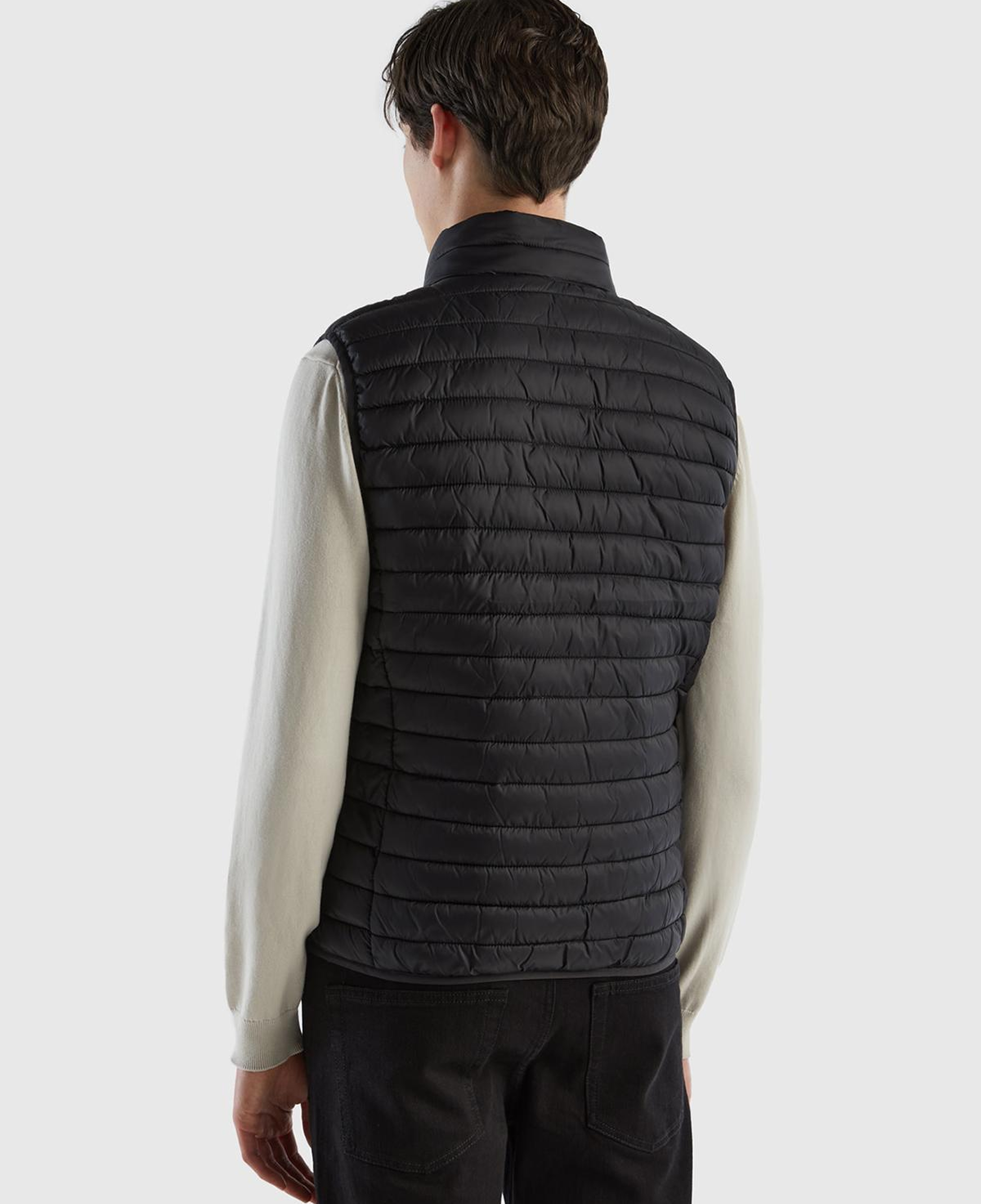 Erkek Siyah Eco-Recyle Dolgulu Pufa Yelek