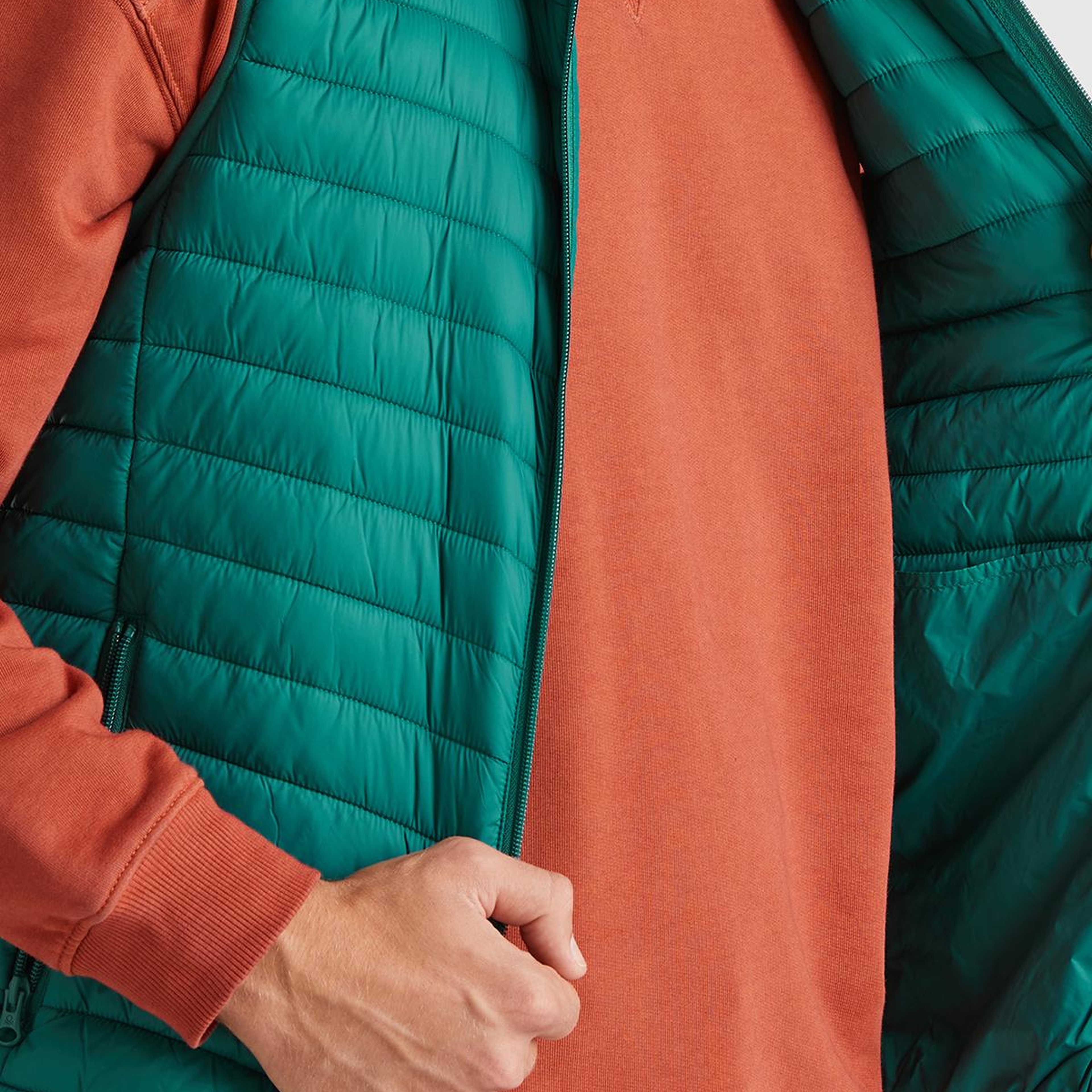 Erkek Koyu Yeşil Eco-Recyle Dolgulu Pufa Yelek