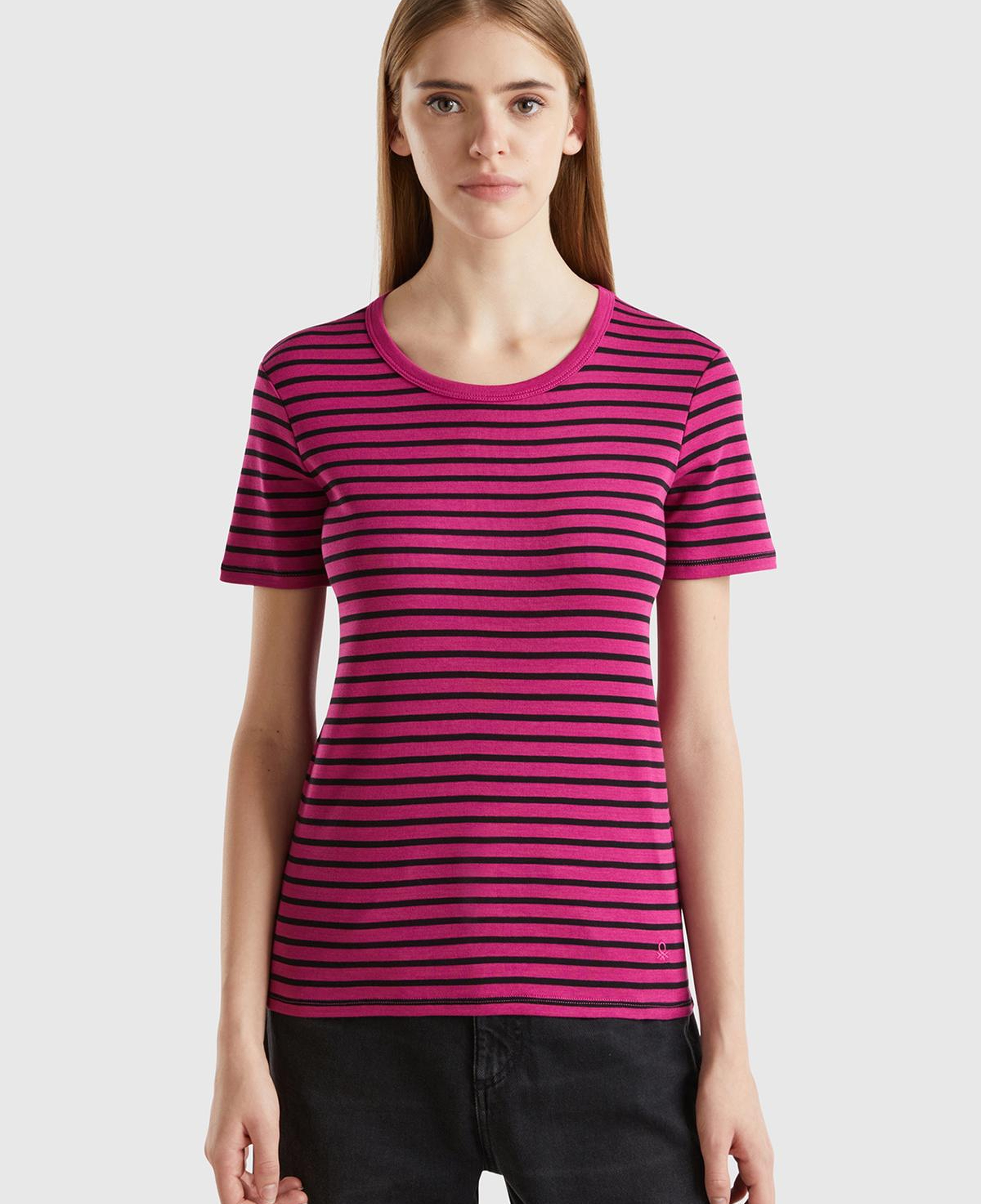 Kadın Mor Mix %100 Pamuk Sol Altı Logolu Çizgili Yuvarlak Yaka T-Shirt