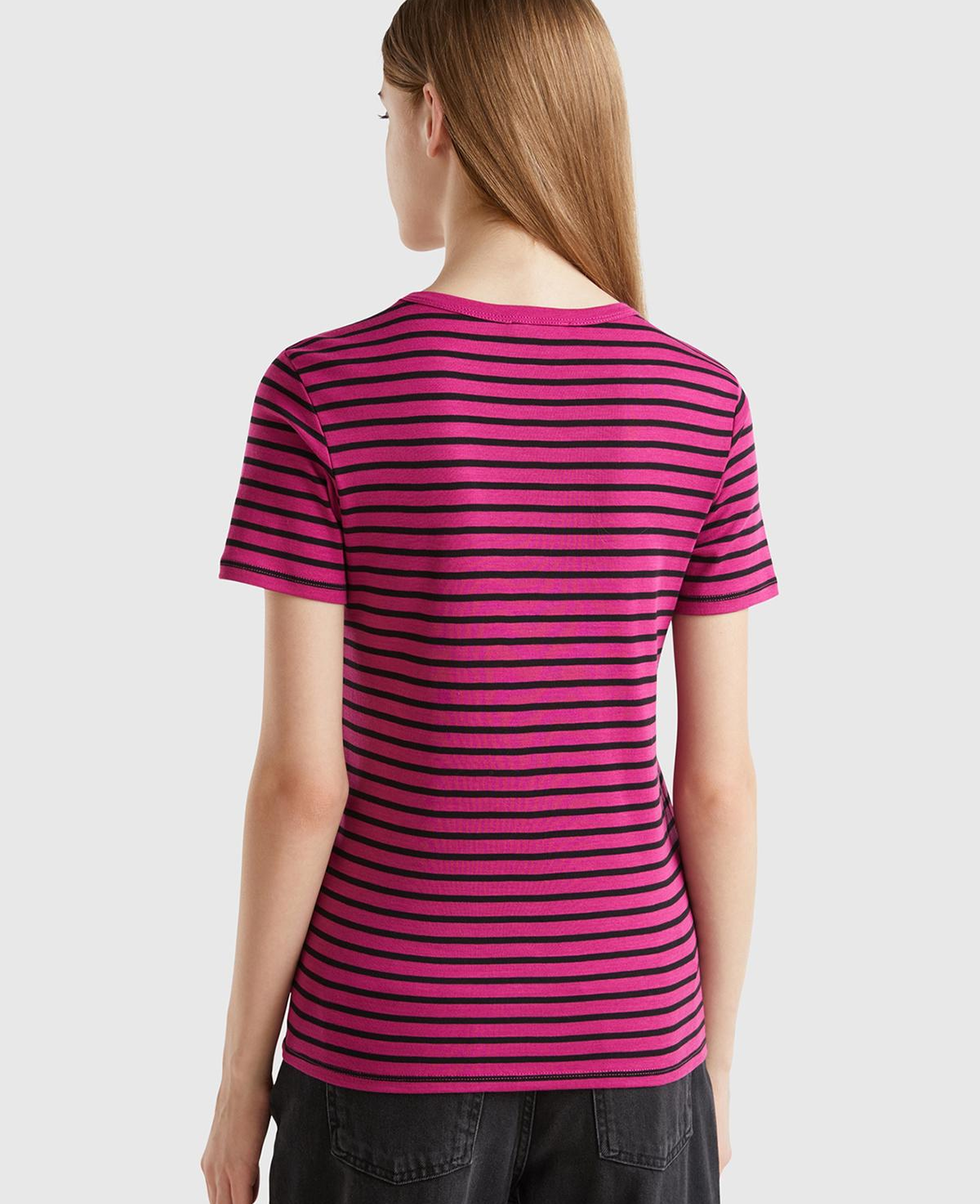 Kadın Mor Mix %100 Pamuk Sol Altı Logolu Çizgili Yuvarlak Yaka T-Shirt