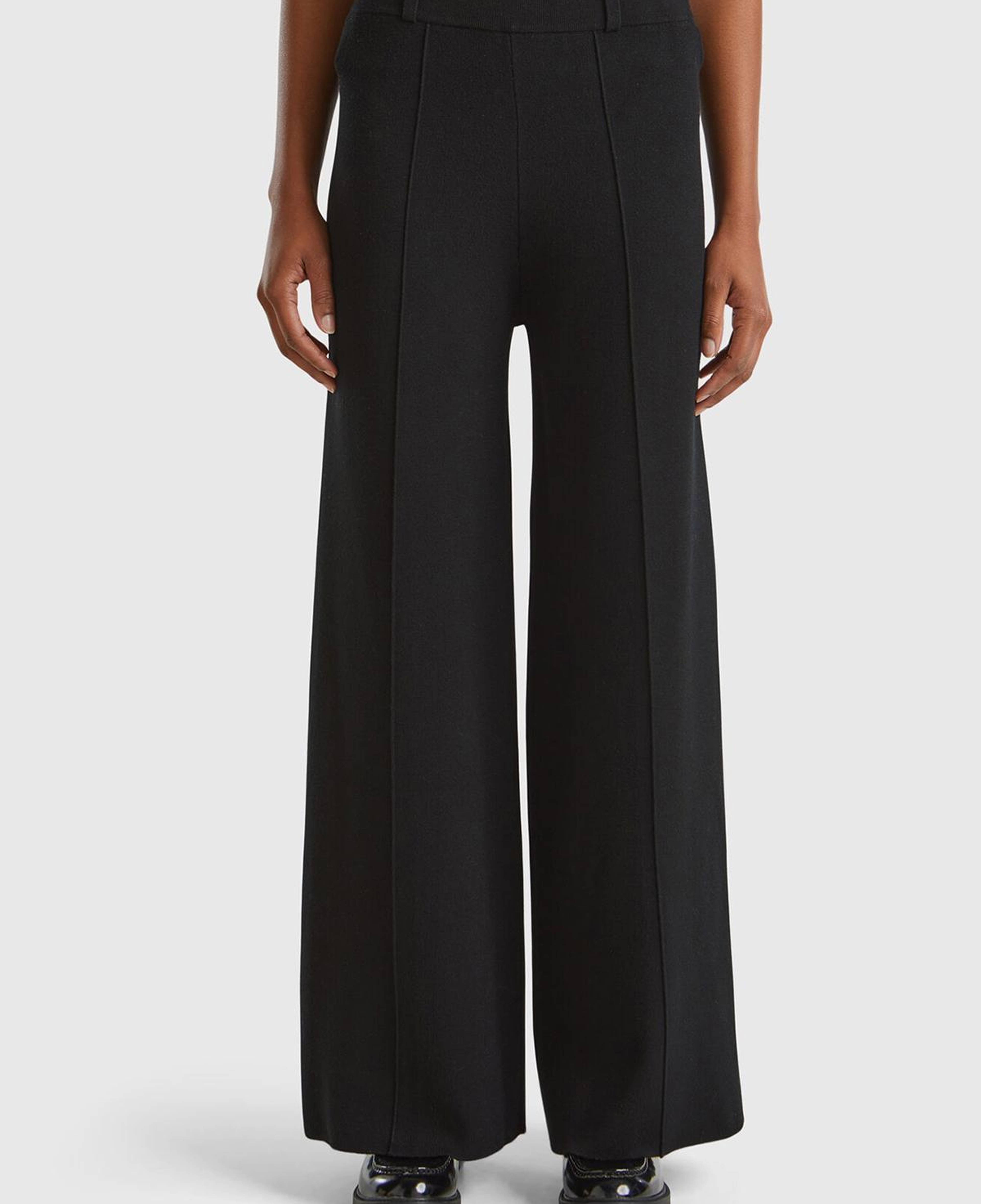 Kadın Siyah Viskoz Karışımlı Dikiş Detaylı Beli Elastik Palazzo Pantolon